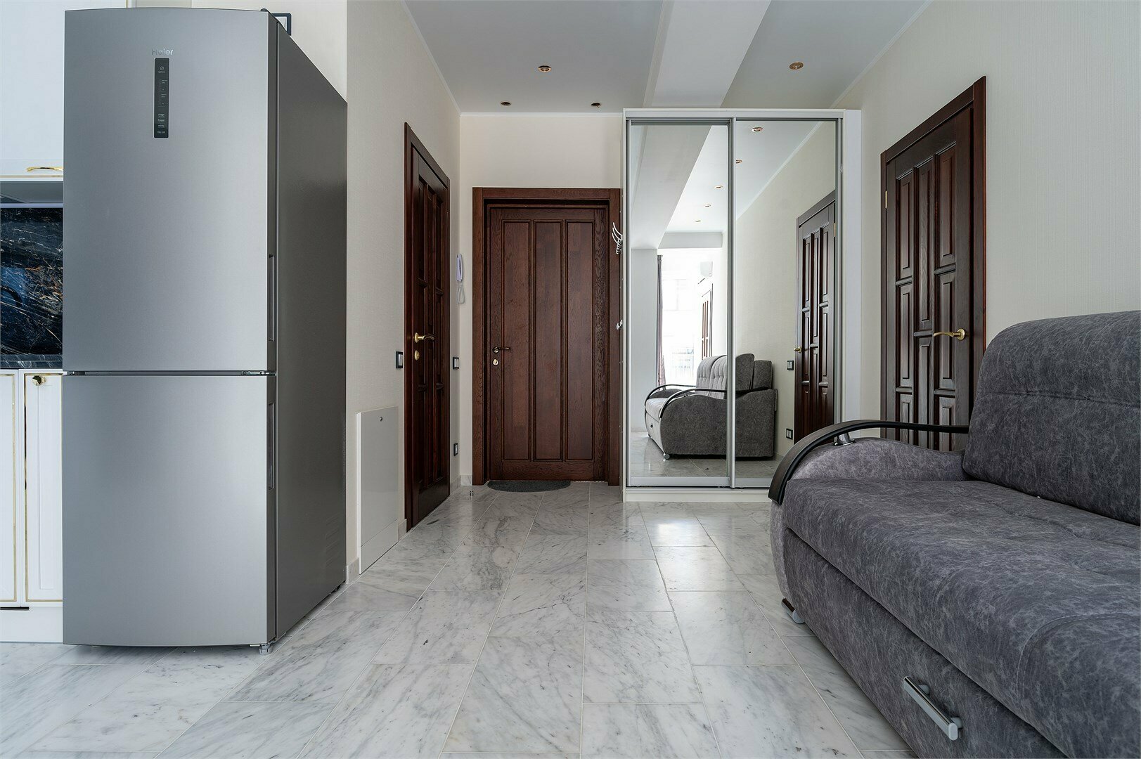 Трехкомнатная квартира с двумя спальнями