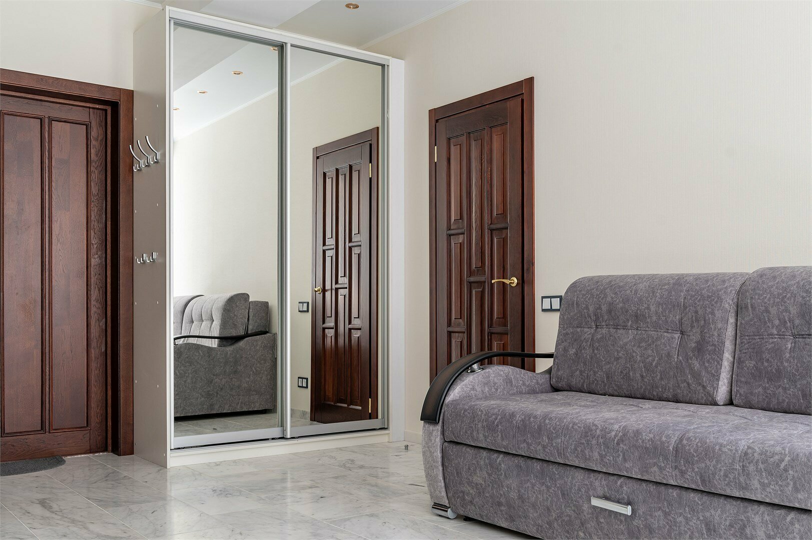 Трехкомнатная квартира с двумя спальнями