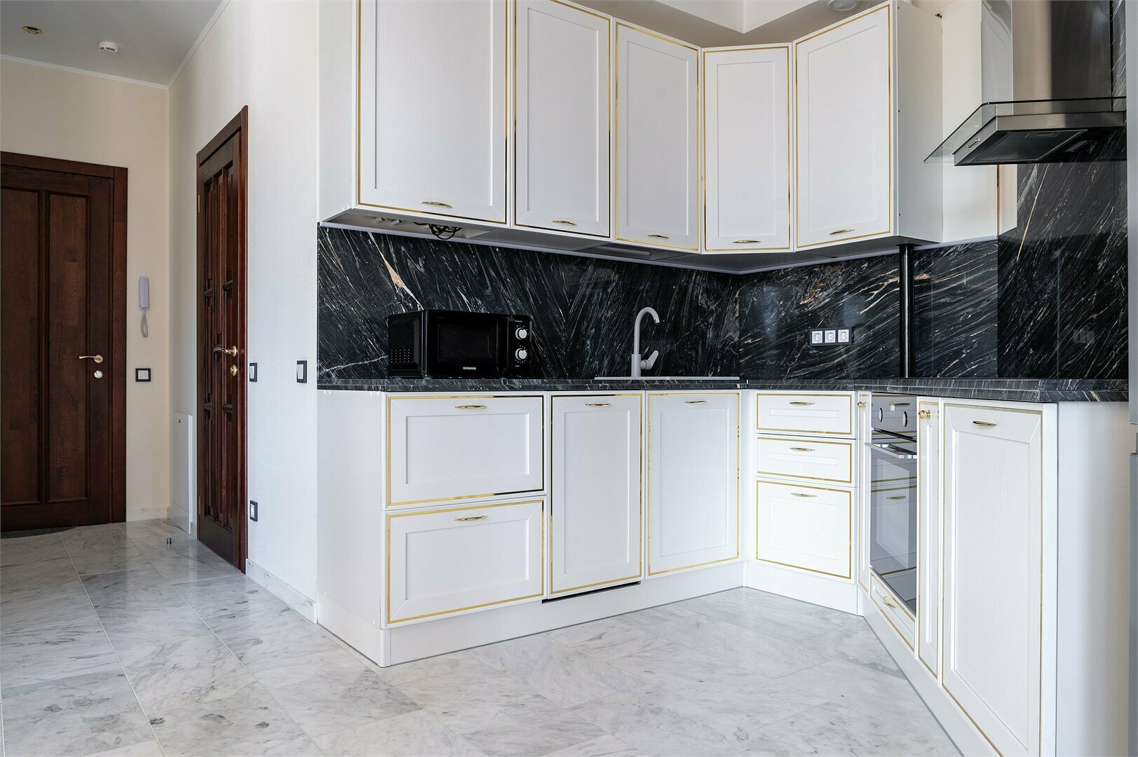 Двухкомнатная квартира с отдельной спальней