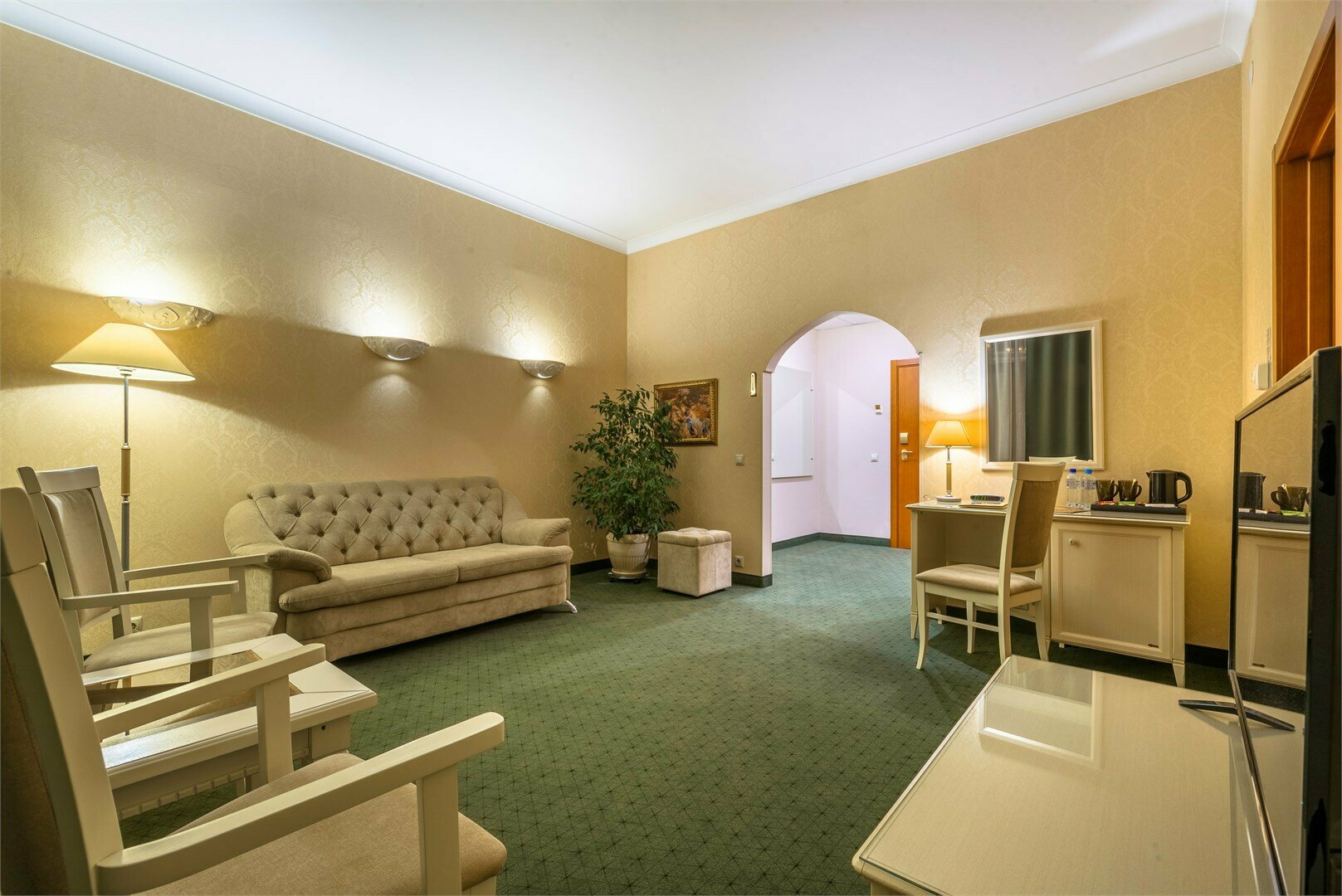 Двухкомнатный номер Люкс