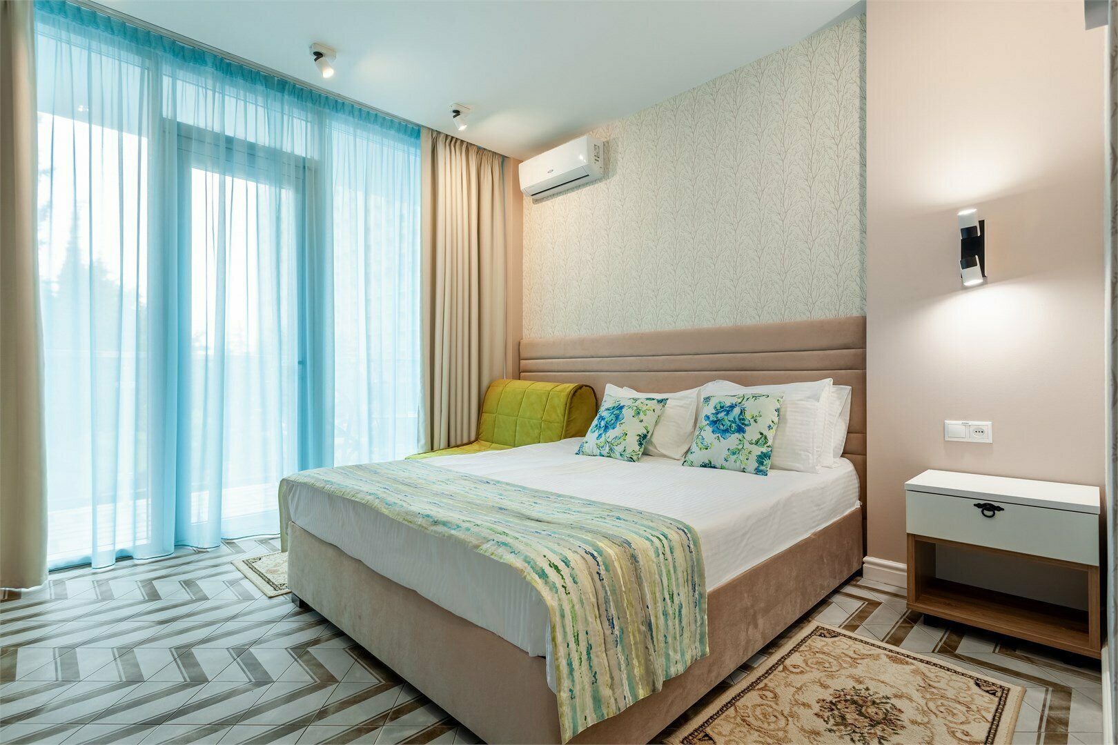 Делюкс (Корп 2)