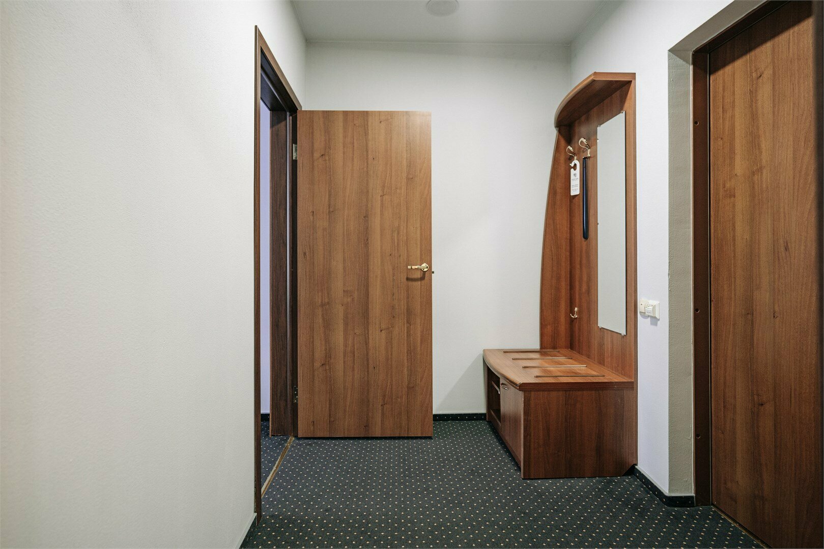 Джуниор сьют