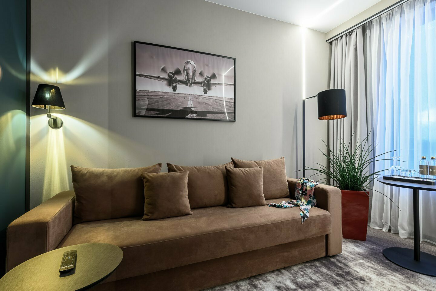 Полулюкс с одной большой кроватью