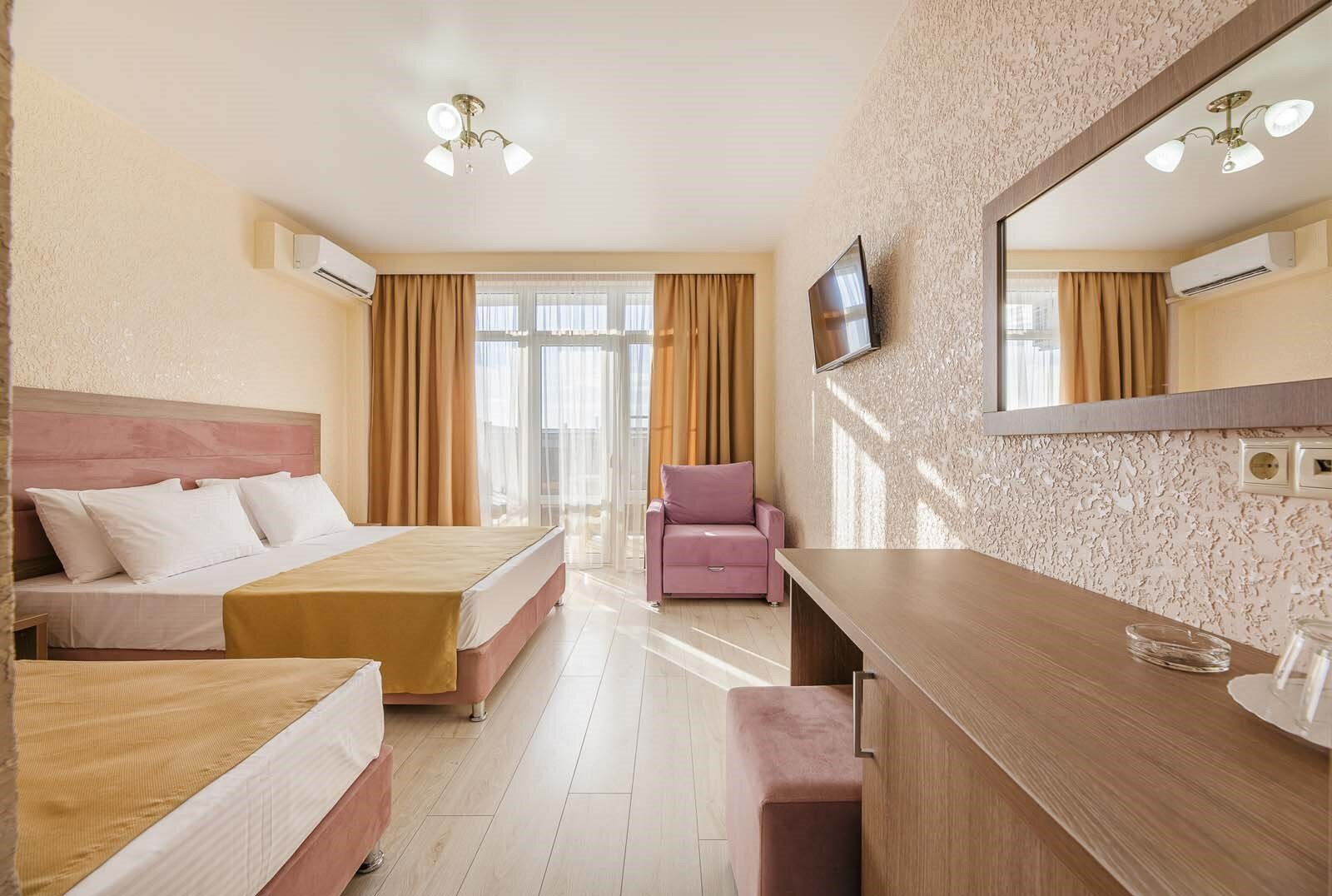 3х местный делюкс с балконом