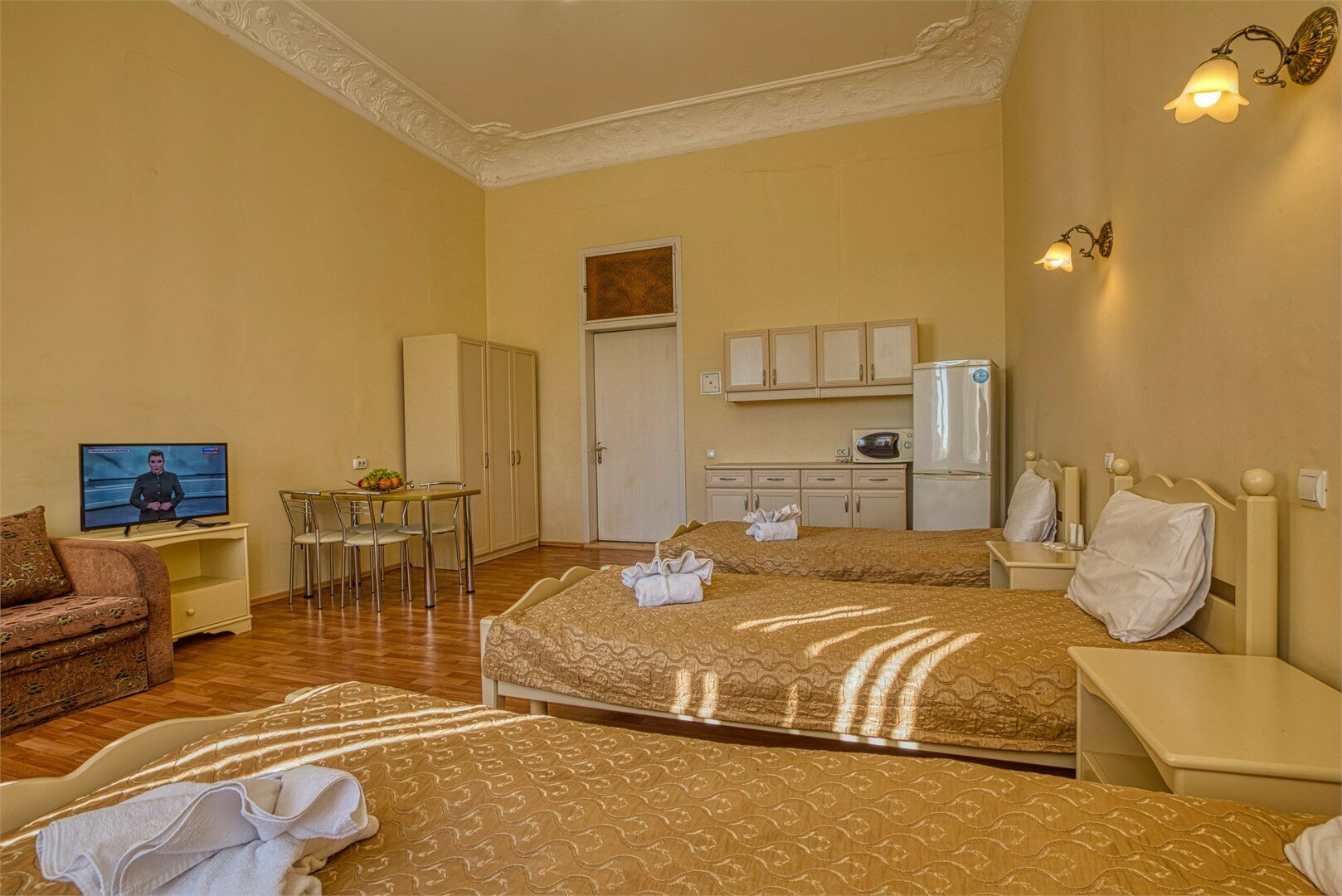 Стандарт трехместный 5-й категории вид на море (удобства на этаже)