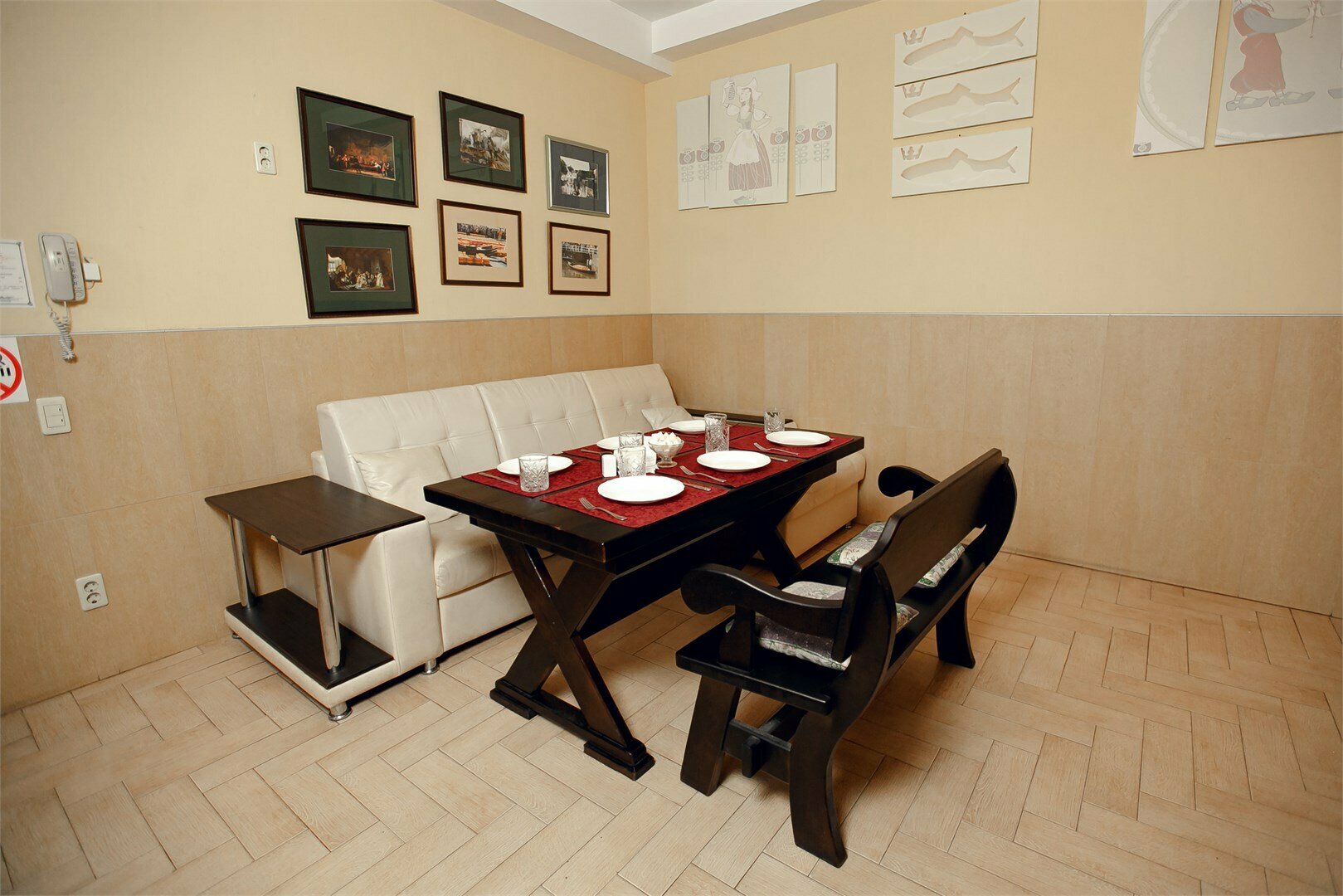 Двухэтажный коттедж с баней