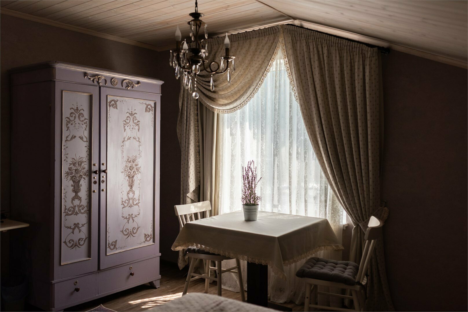 Двухкомнатный семейный с видом на горы