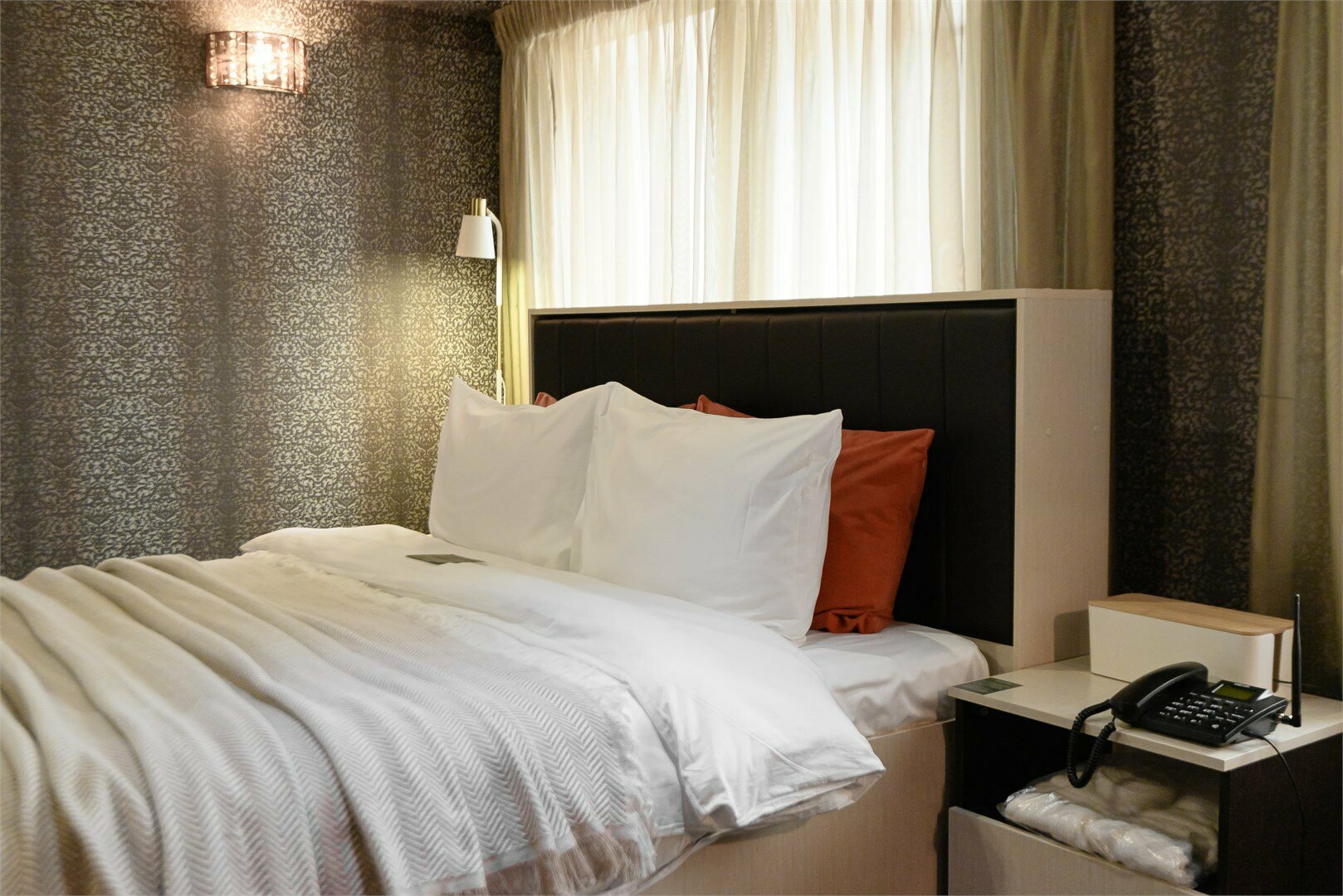 Джуниор Сюит