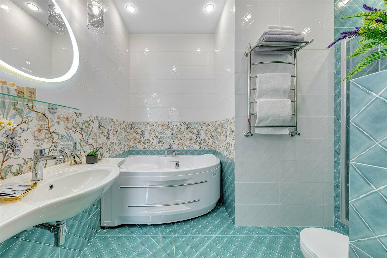 Апартаменты Люкс с джакузи (2 комнаты, 2 сан.узла, 62 кв.м)