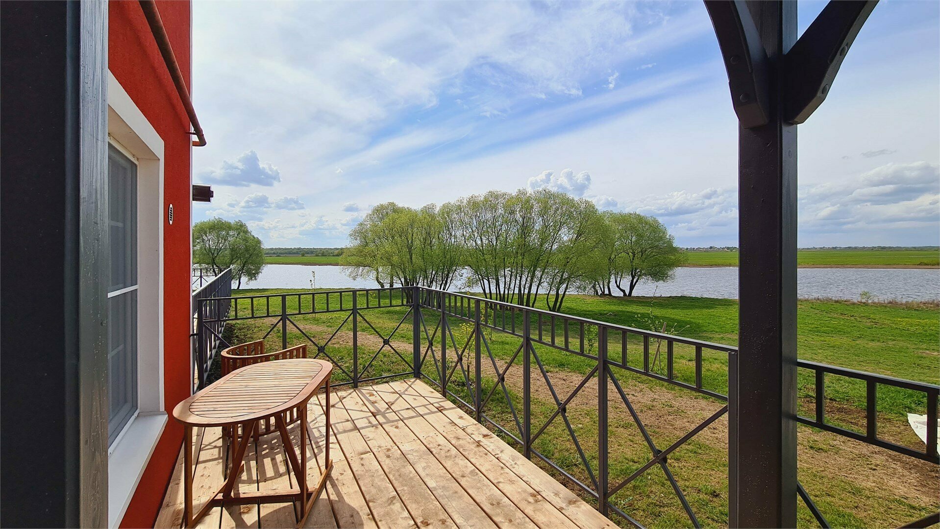 Дом - таунхаус семейный на 6 человек