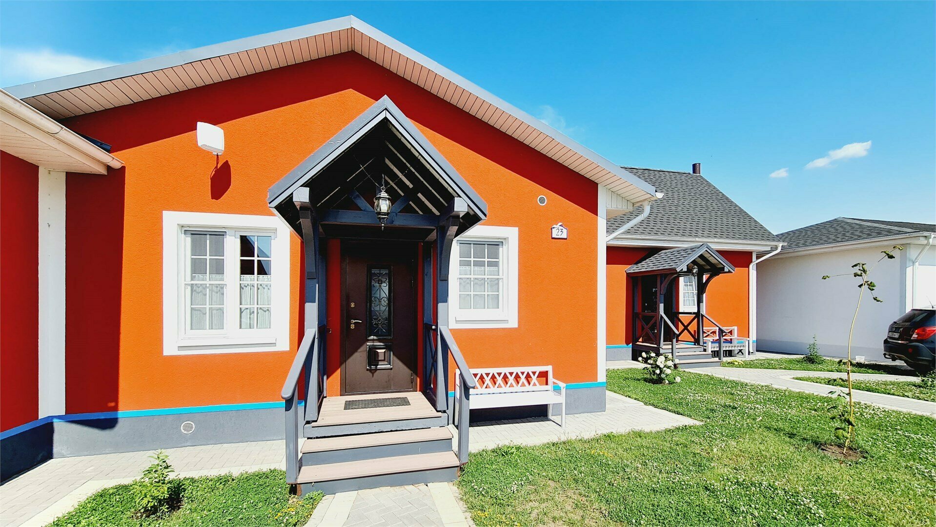 Дом - таунхаус с одной спальней, гостиной и кабинетом