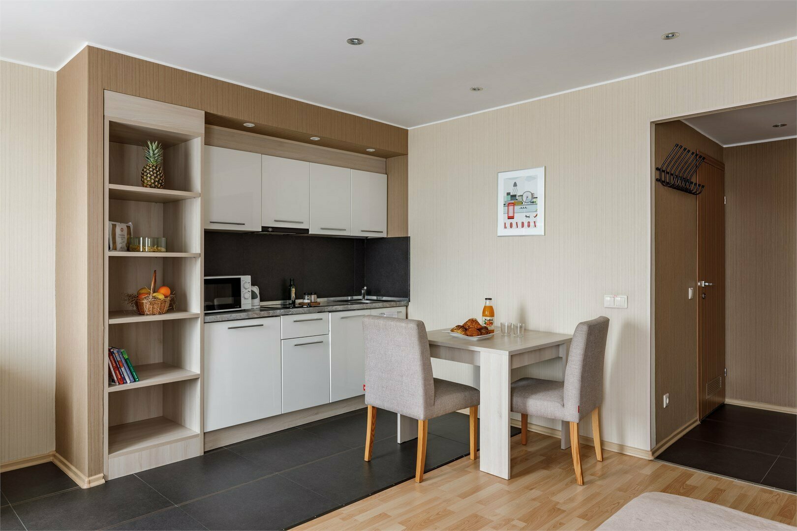 Стандарт DBL (двуспальная кровать-трансформер)