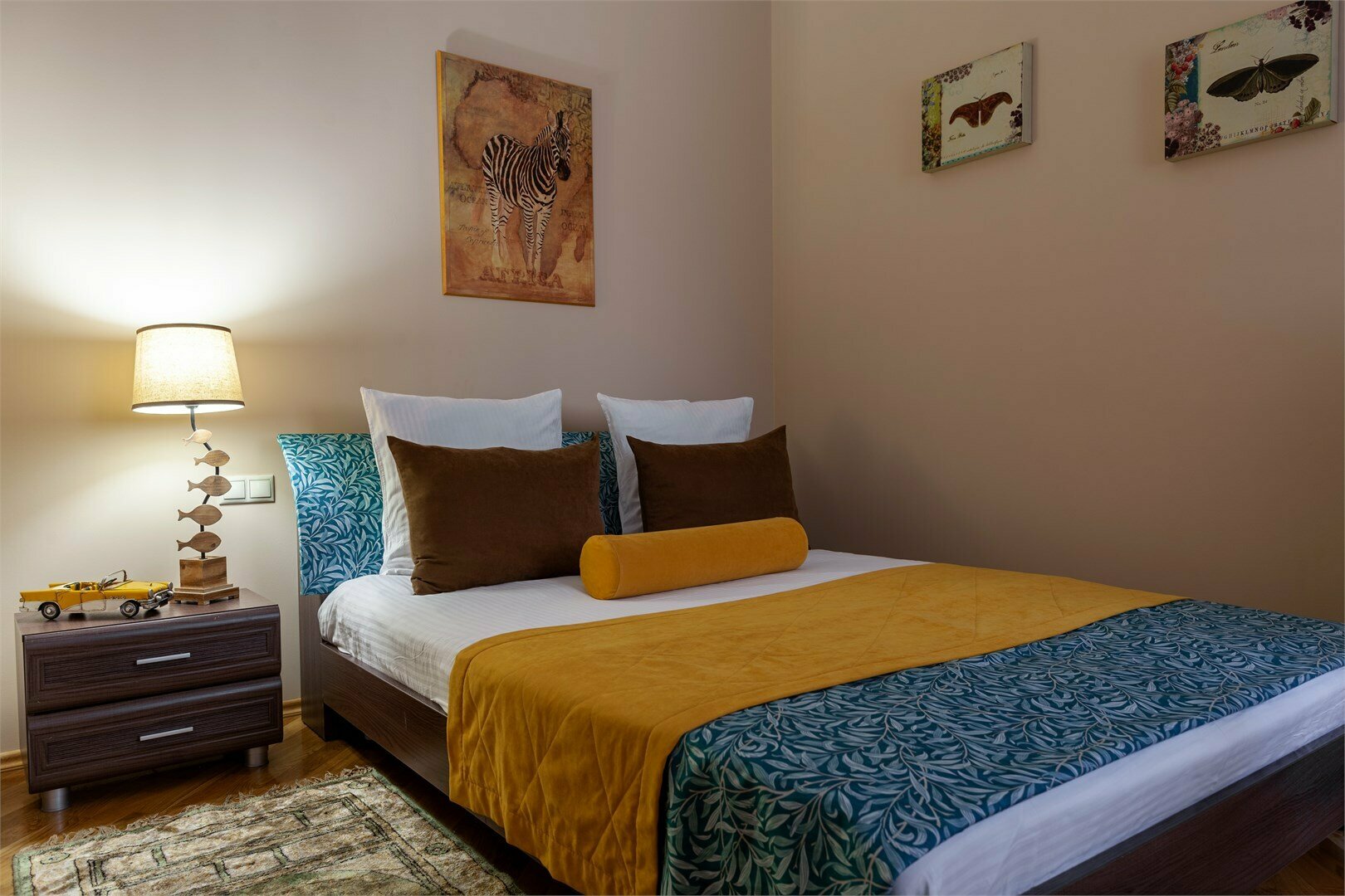 Стандарт с полутороспальной кроватью