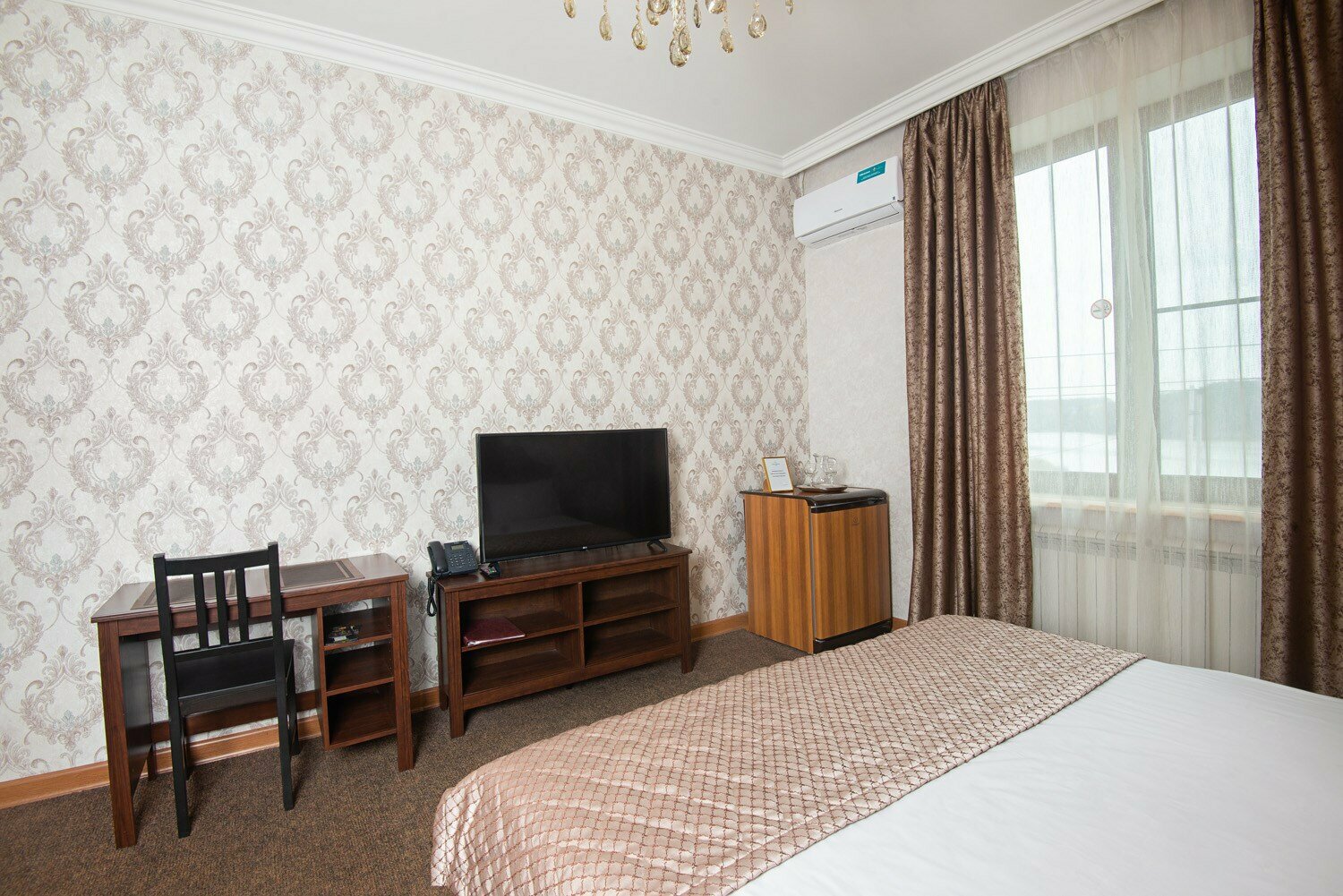 Улучшенный номер с кроватью размера «king-size» №203