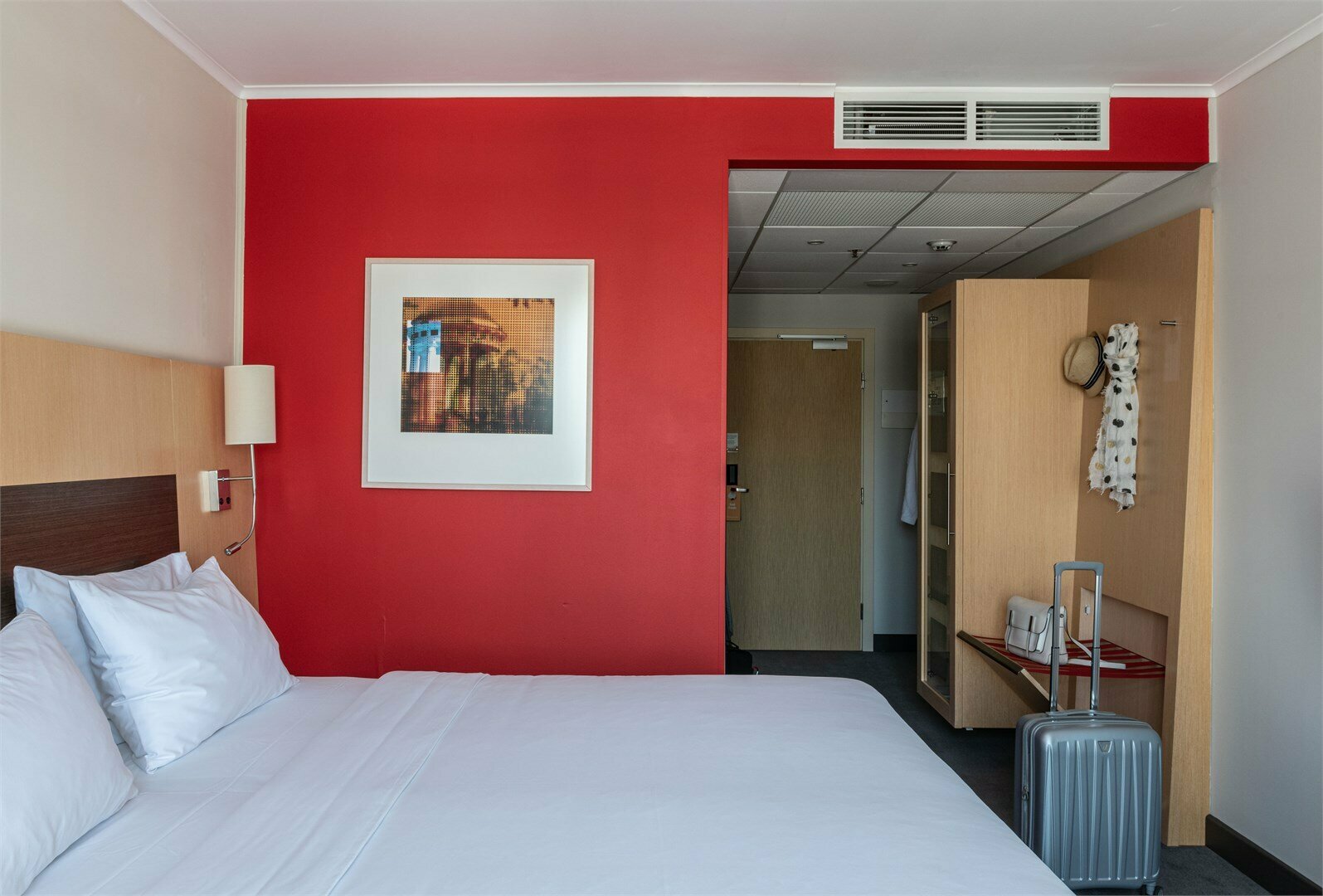 Улучшенный с балконом