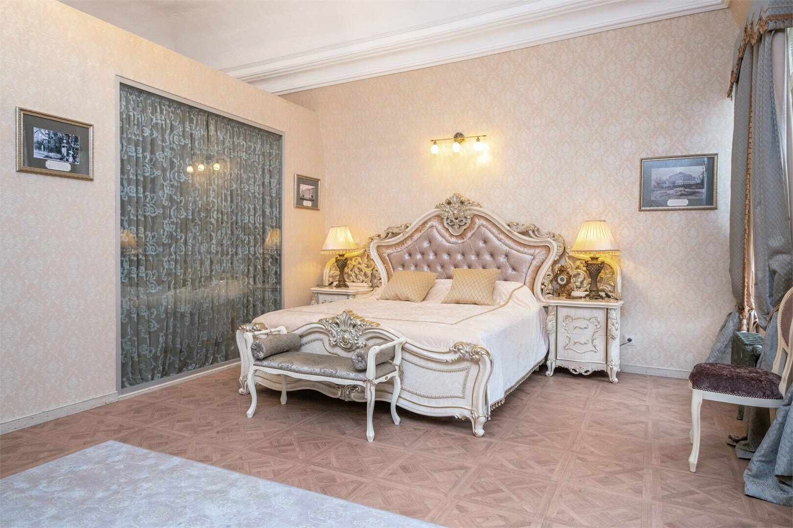 ДВОРЯНСКИЙ