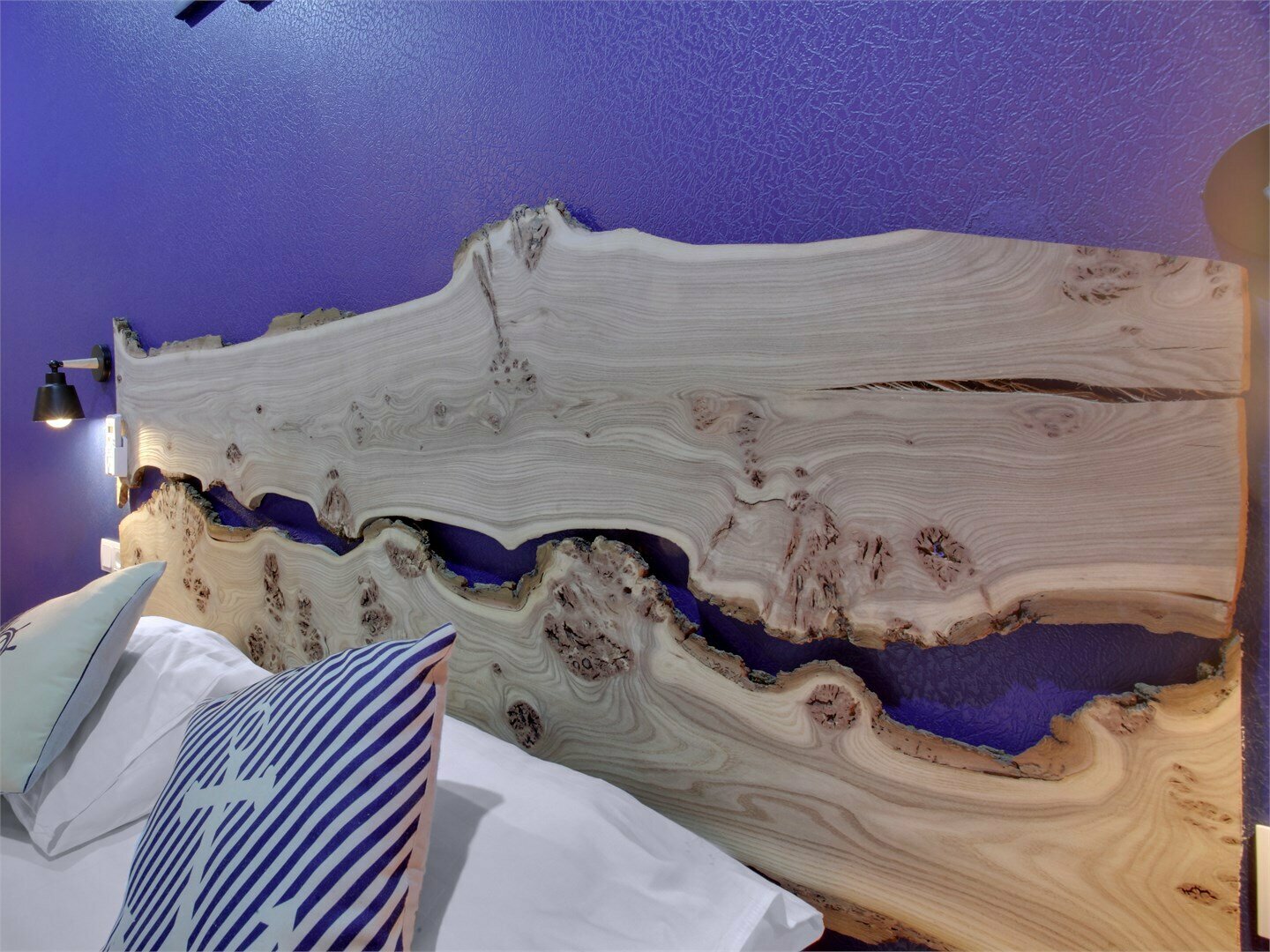 Студия с кухней и с отдельным входом со двора и финской сауной "Леший"(сауна оплачивается отдельно)