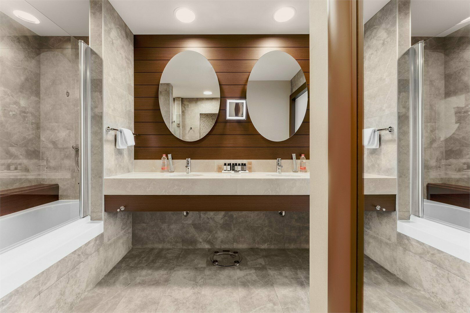 Люкс с видом на море