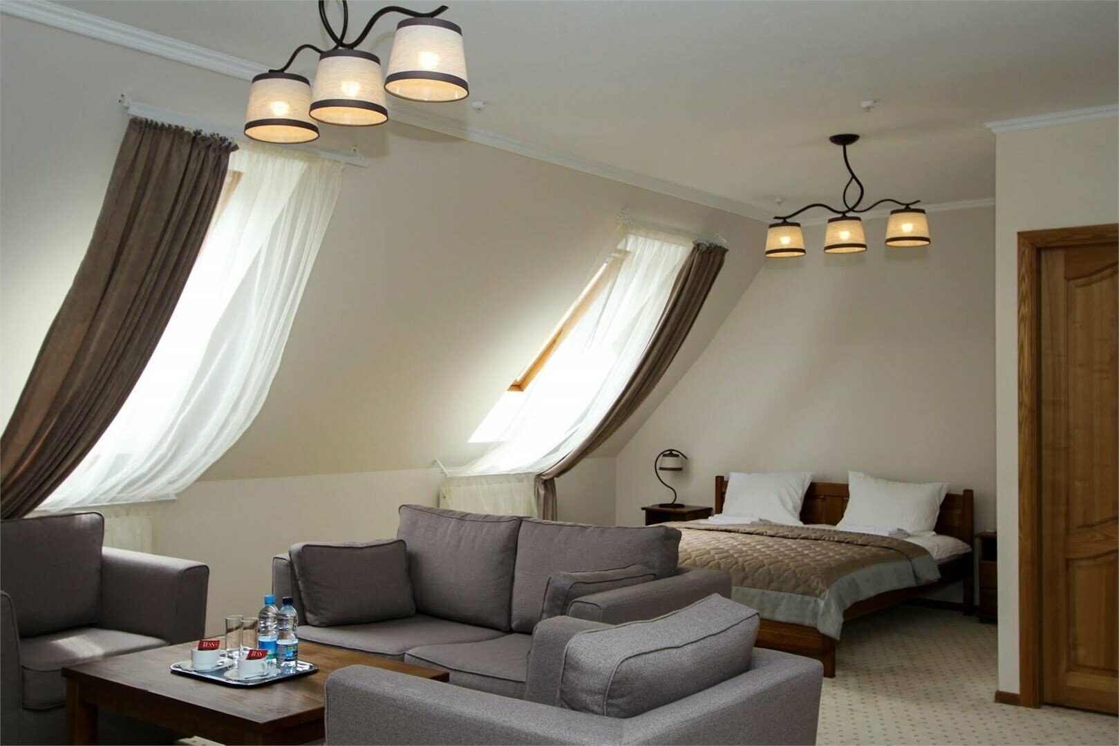 Джуниор Сюит Улучшенный