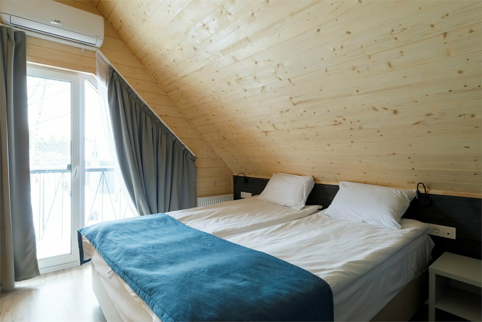 Глэмп большой