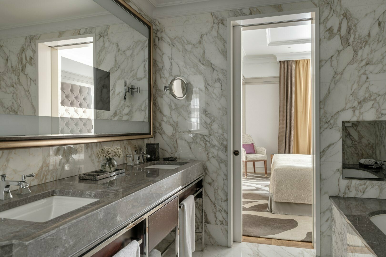 ЛЮКС МЕТРОПОЛЬ