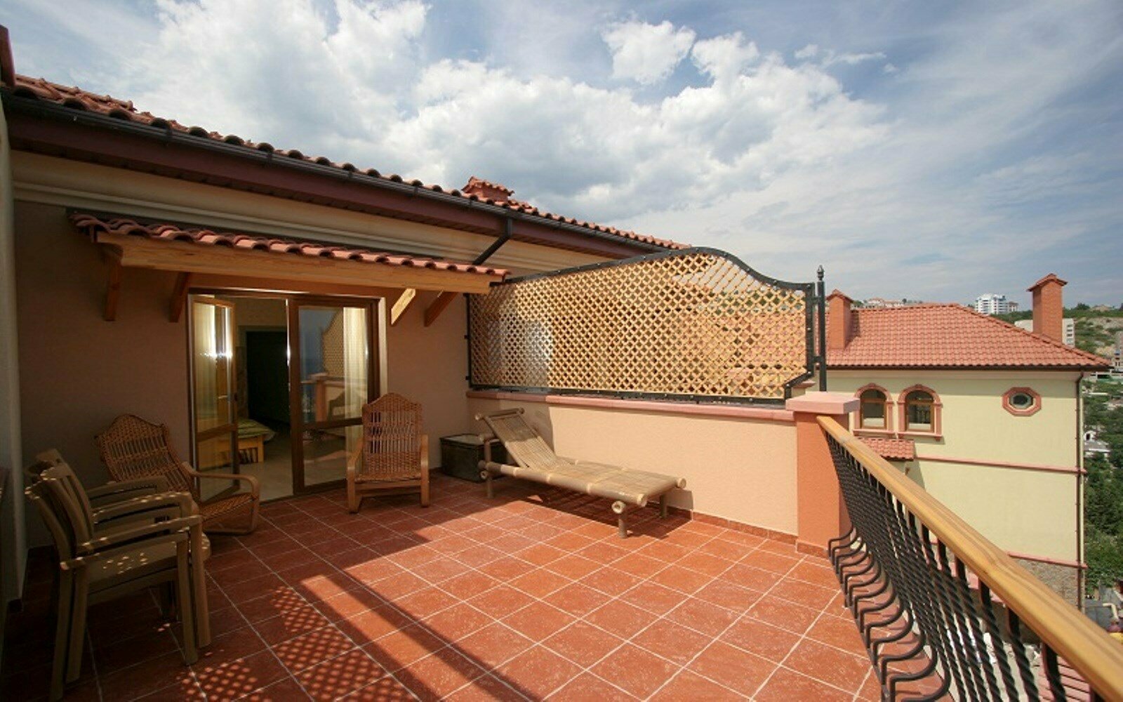 3-уровневые пятикомнатные апартаменты с видовой террасой № 503