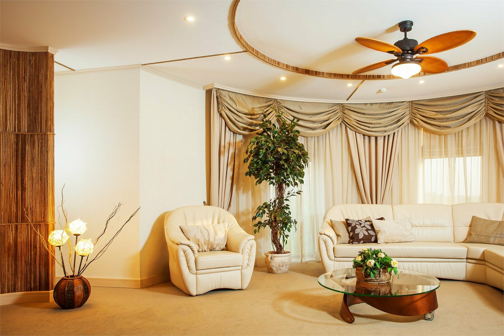 Люкс трехкомнатный (спальня-кабинет-холл)