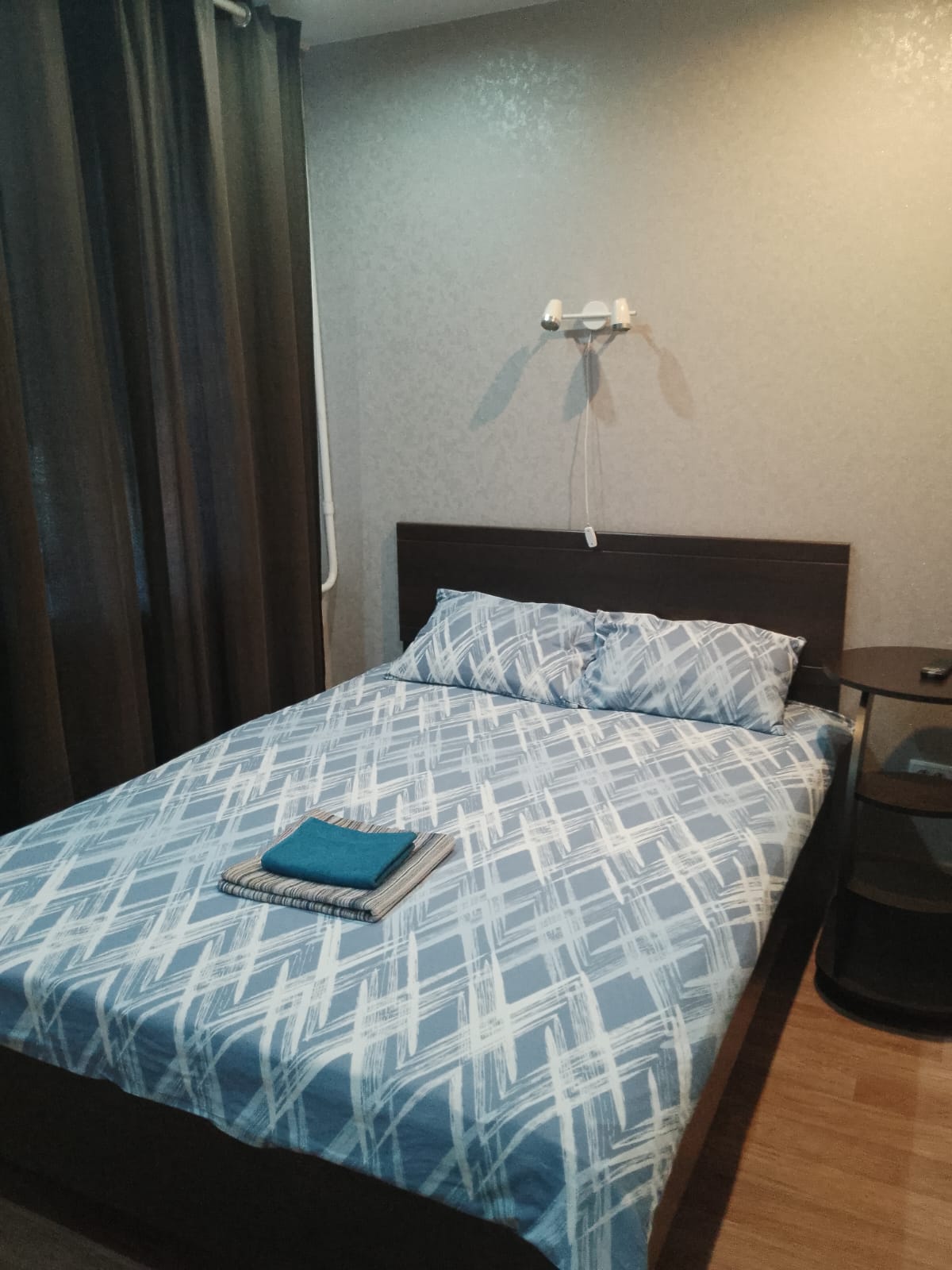 Отдельный двухместный номер в хостеле с санузлом