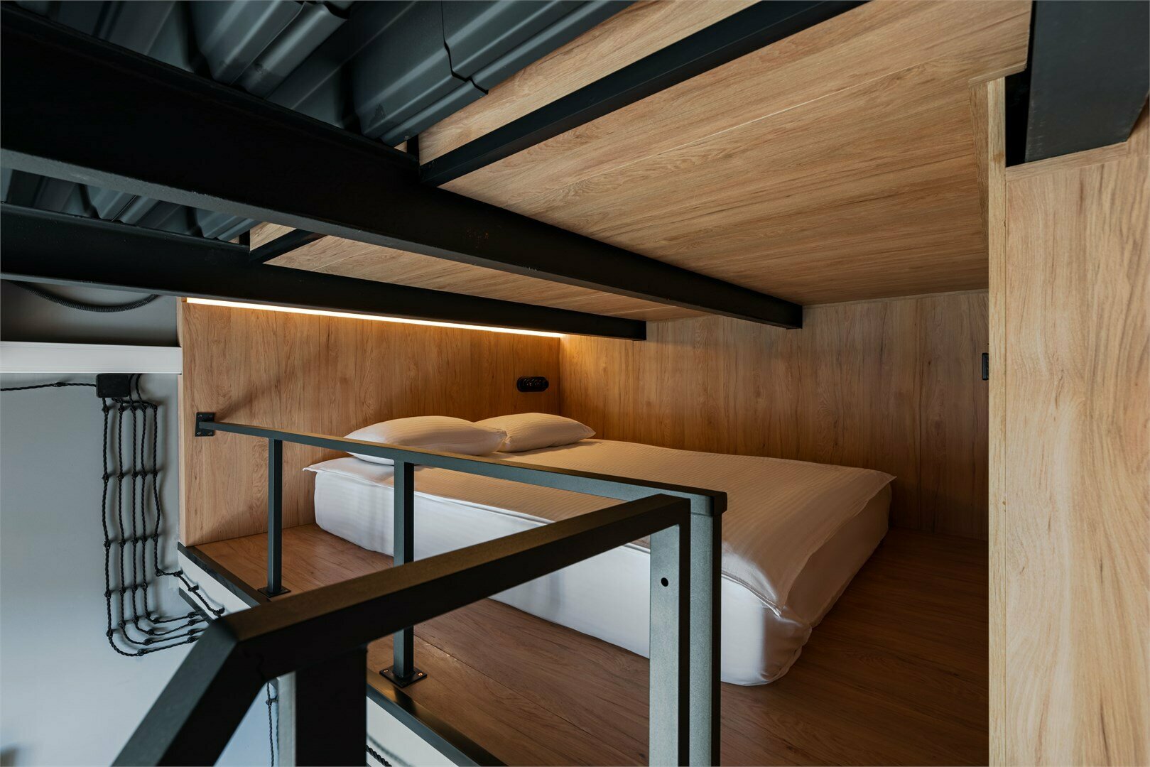 Двухуровневый Single