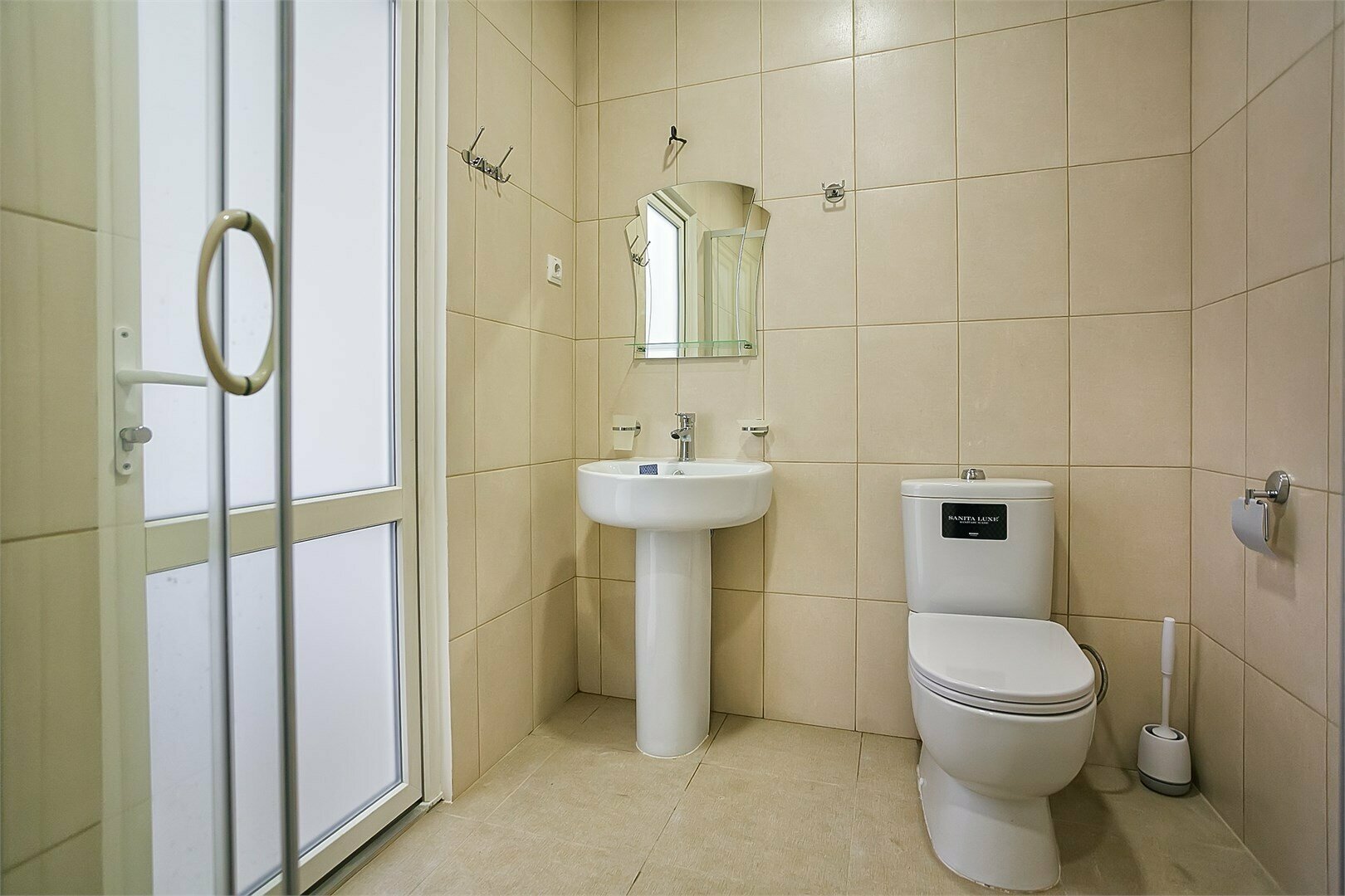 Улучшенный трехместный номер с видом на море