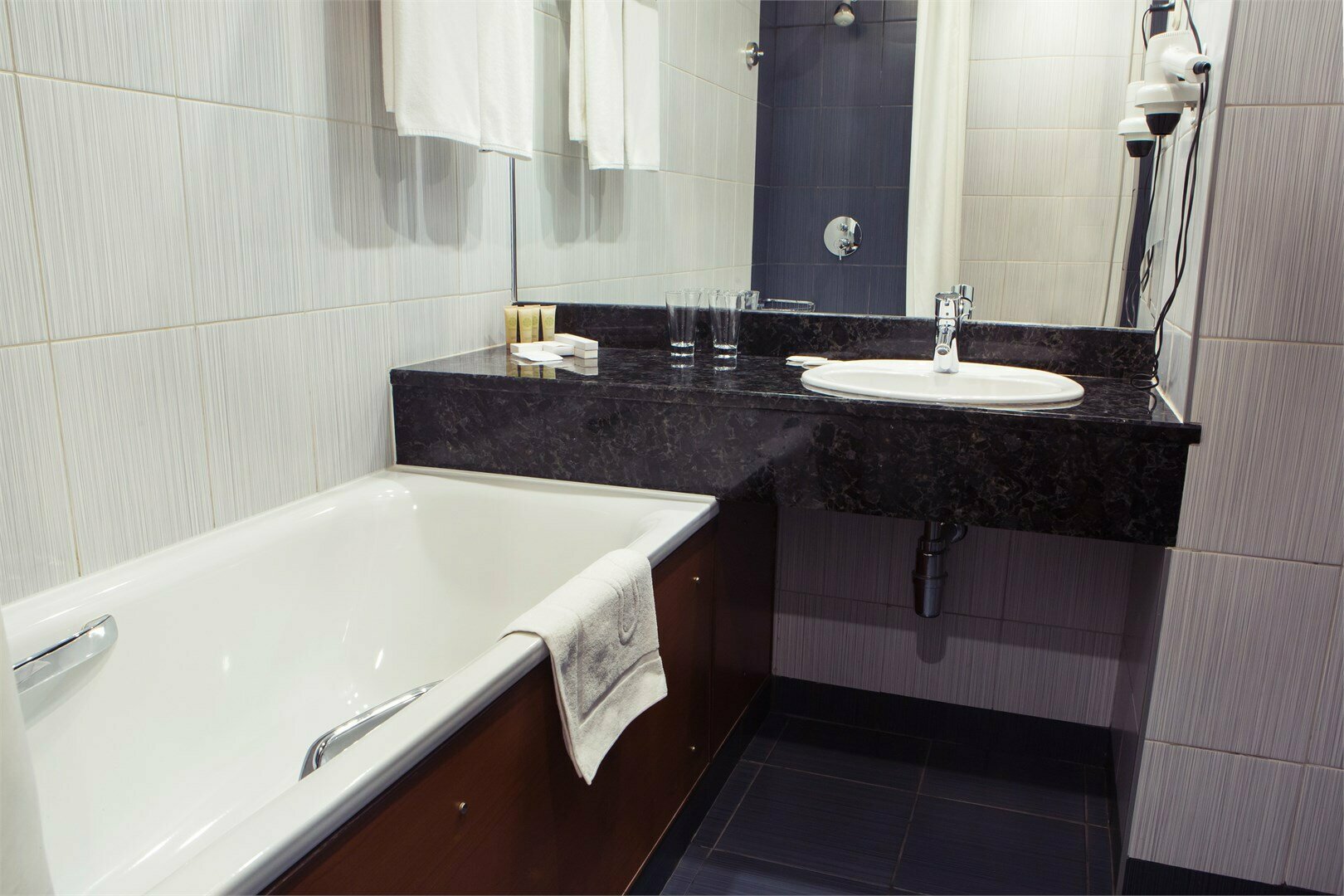 Стандарт с большой кроватью king size