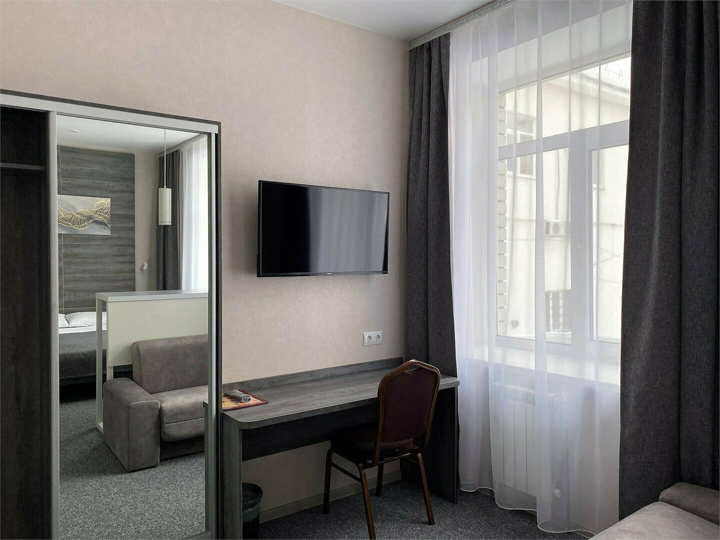 Улучшенный номер с кроватью размера «king-size»