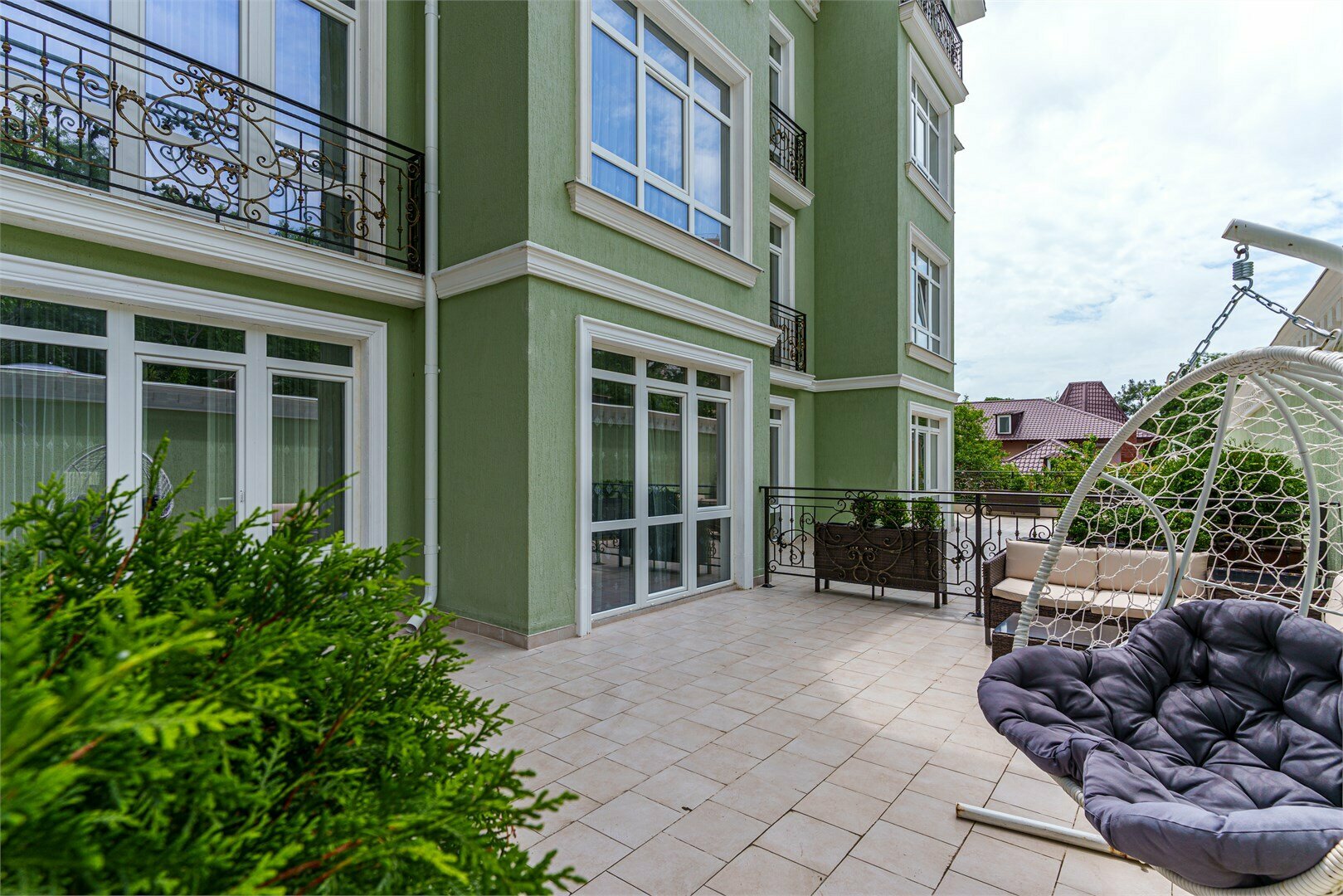 Апартамент с 2 спальнями с террасой