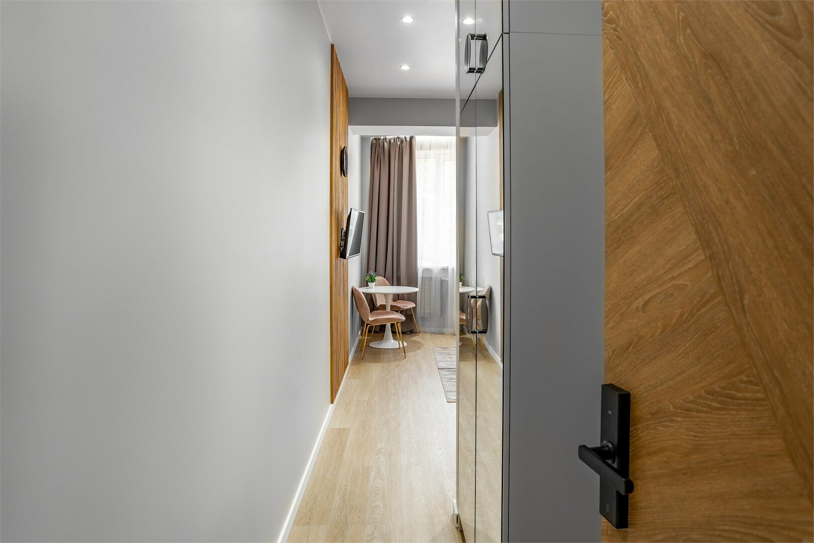 Апартамент улучшенный