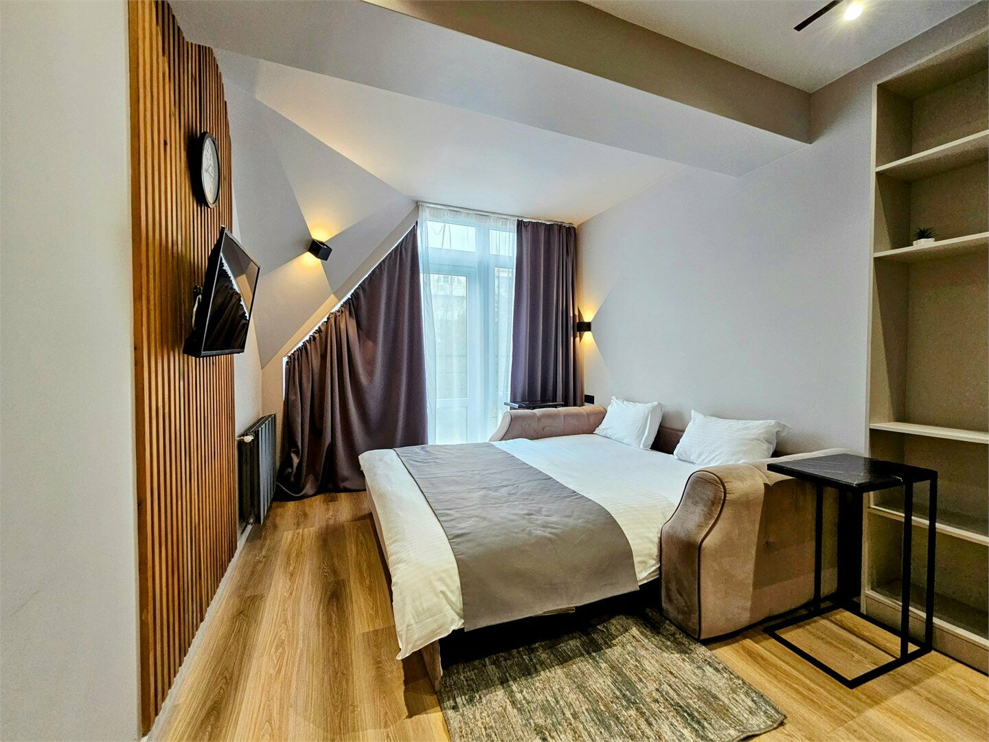 Апартамент делюкс с балконом