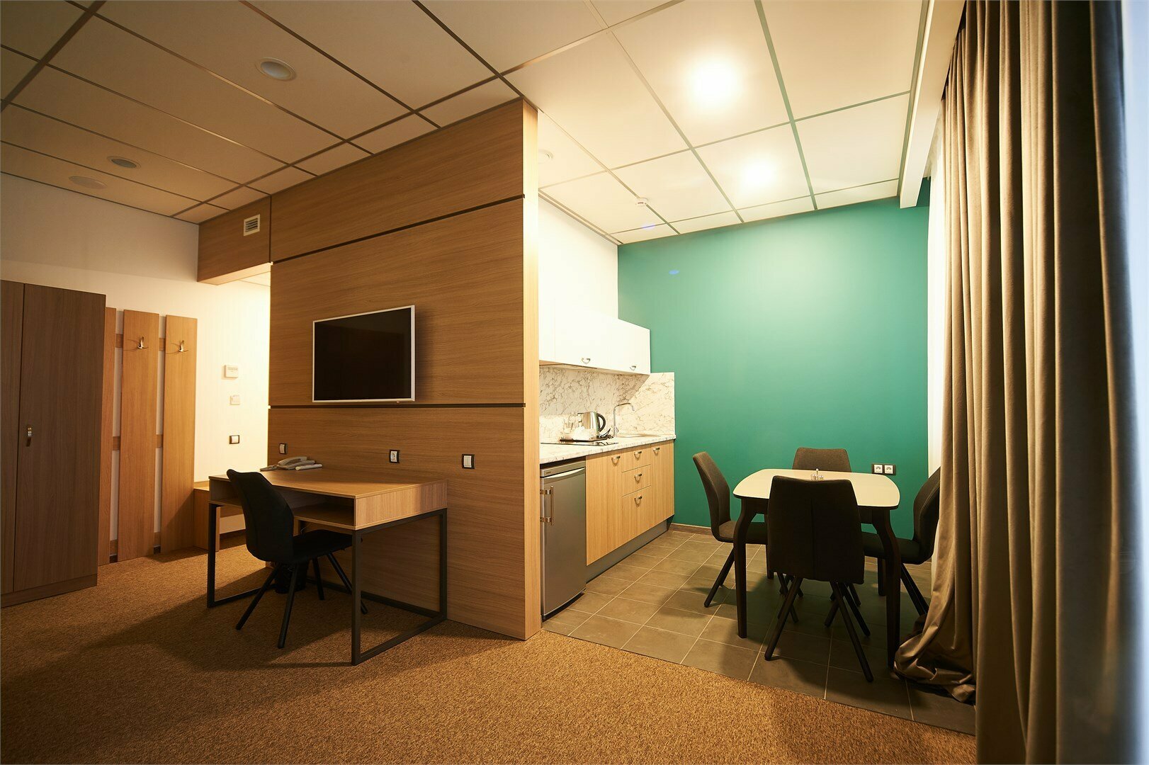 Номер-студия с диваном-кроватью