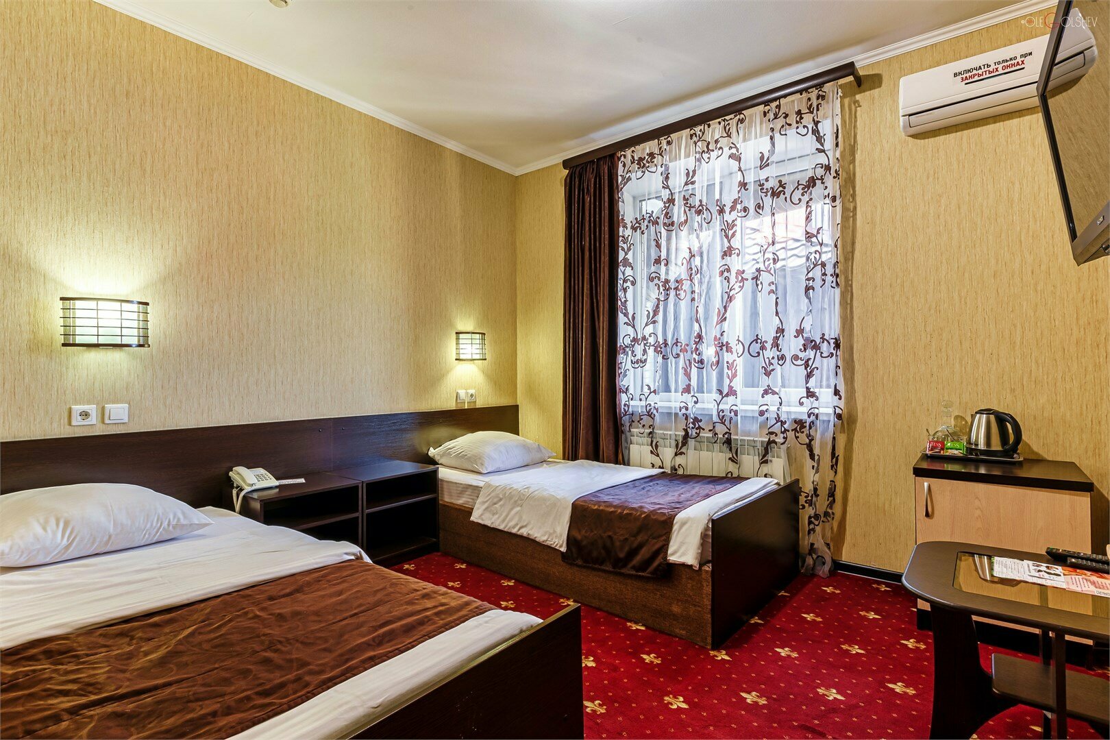 Улучшенный двухместный номер с 2 отдельными кроватями