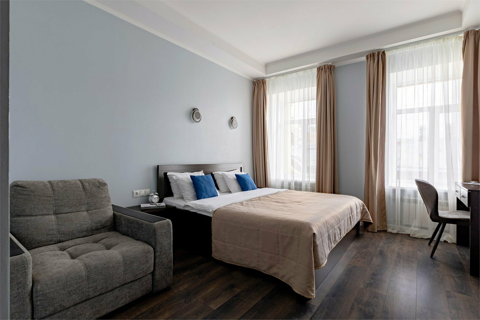 Стандартная трехместная студия с видом на Рубинштейна