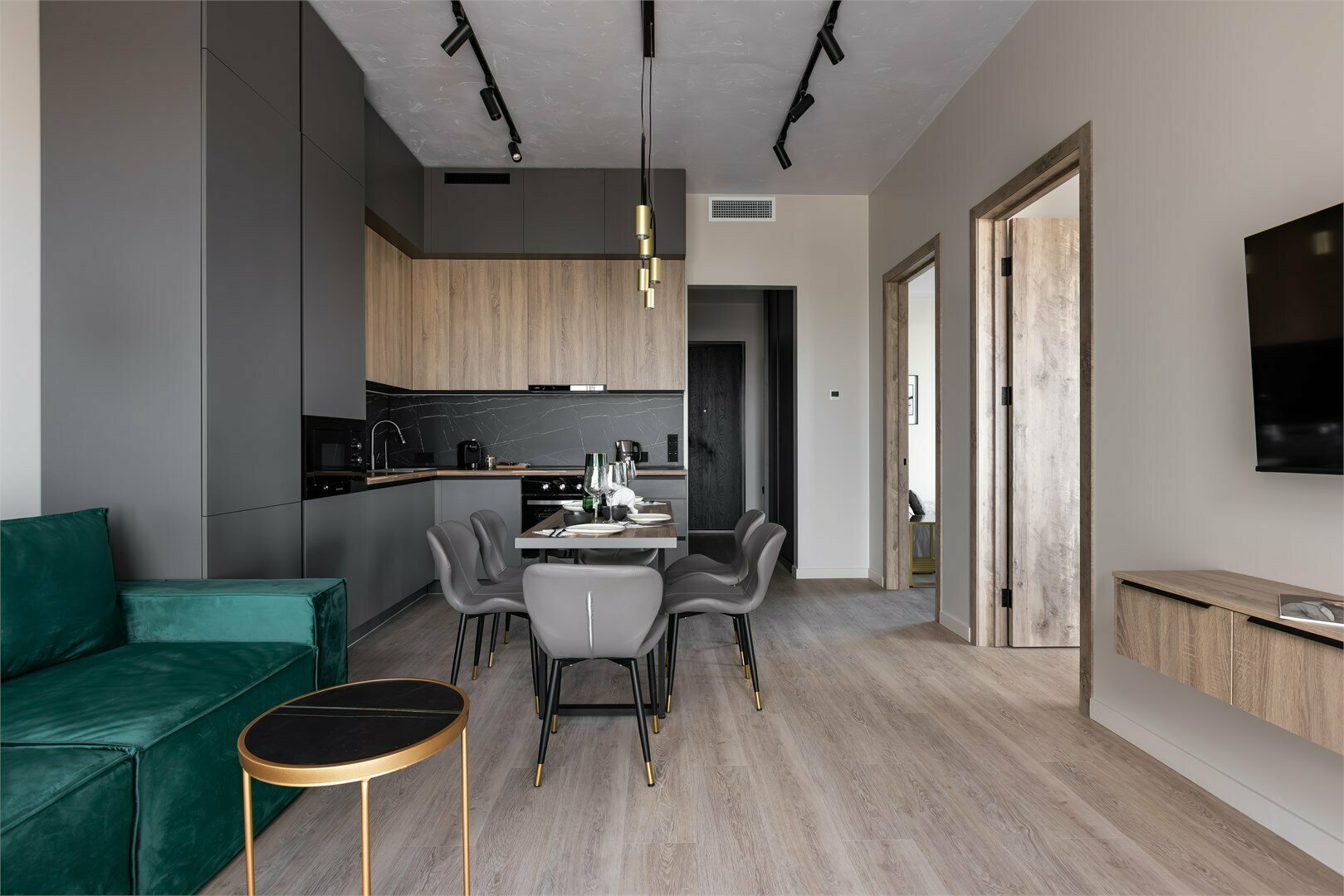 Family апартамент для 6-ти гостей с видом на реку