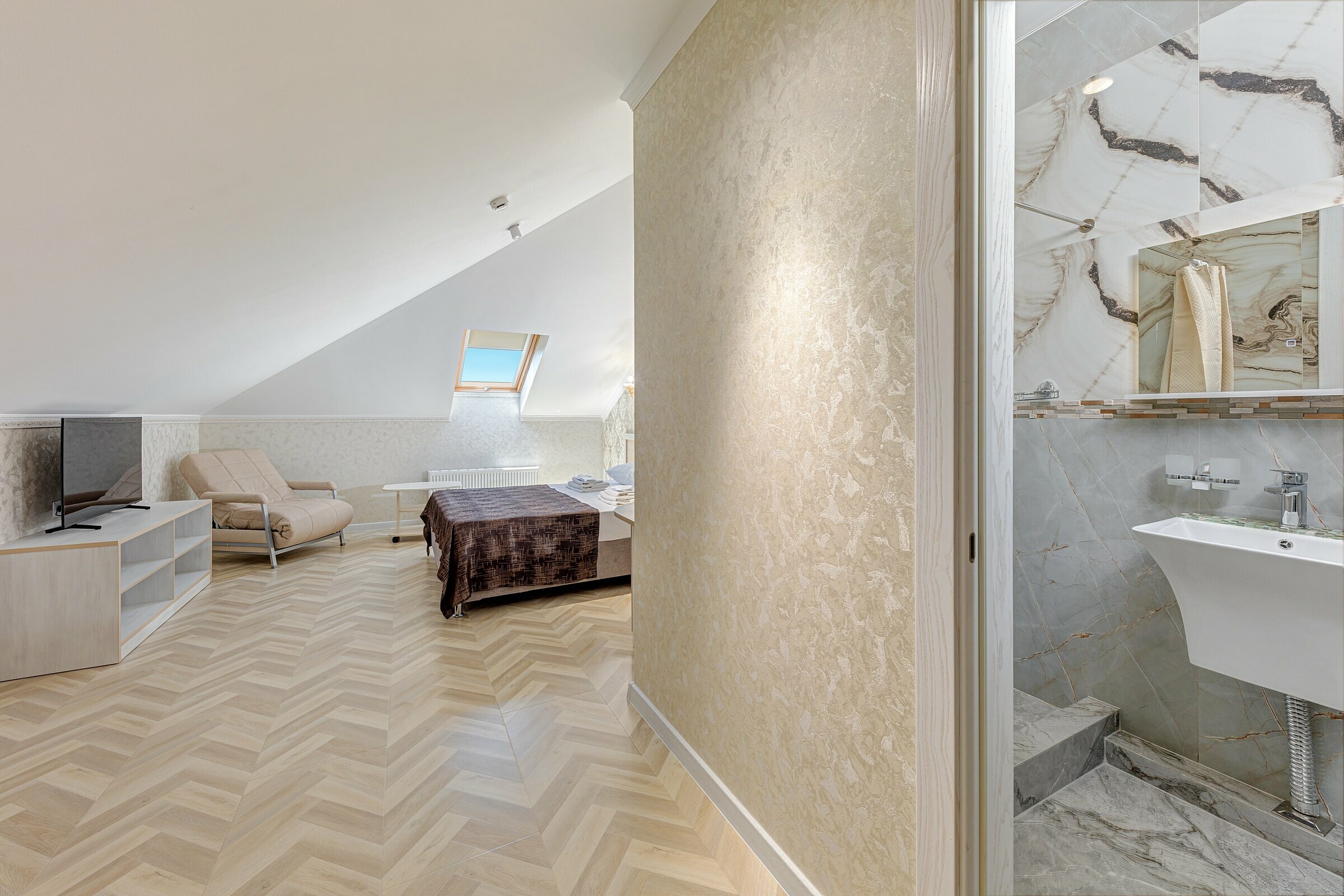 Классический трехместный номер