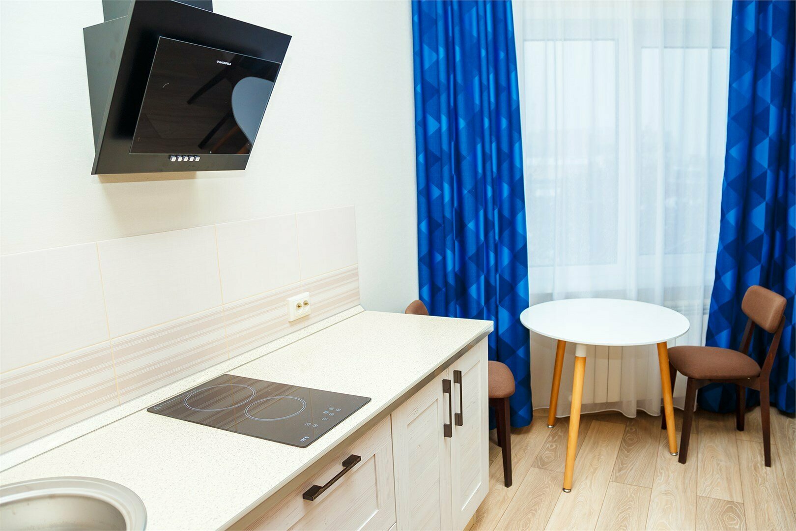 Двухместный Полулюкс (с кухней 8)