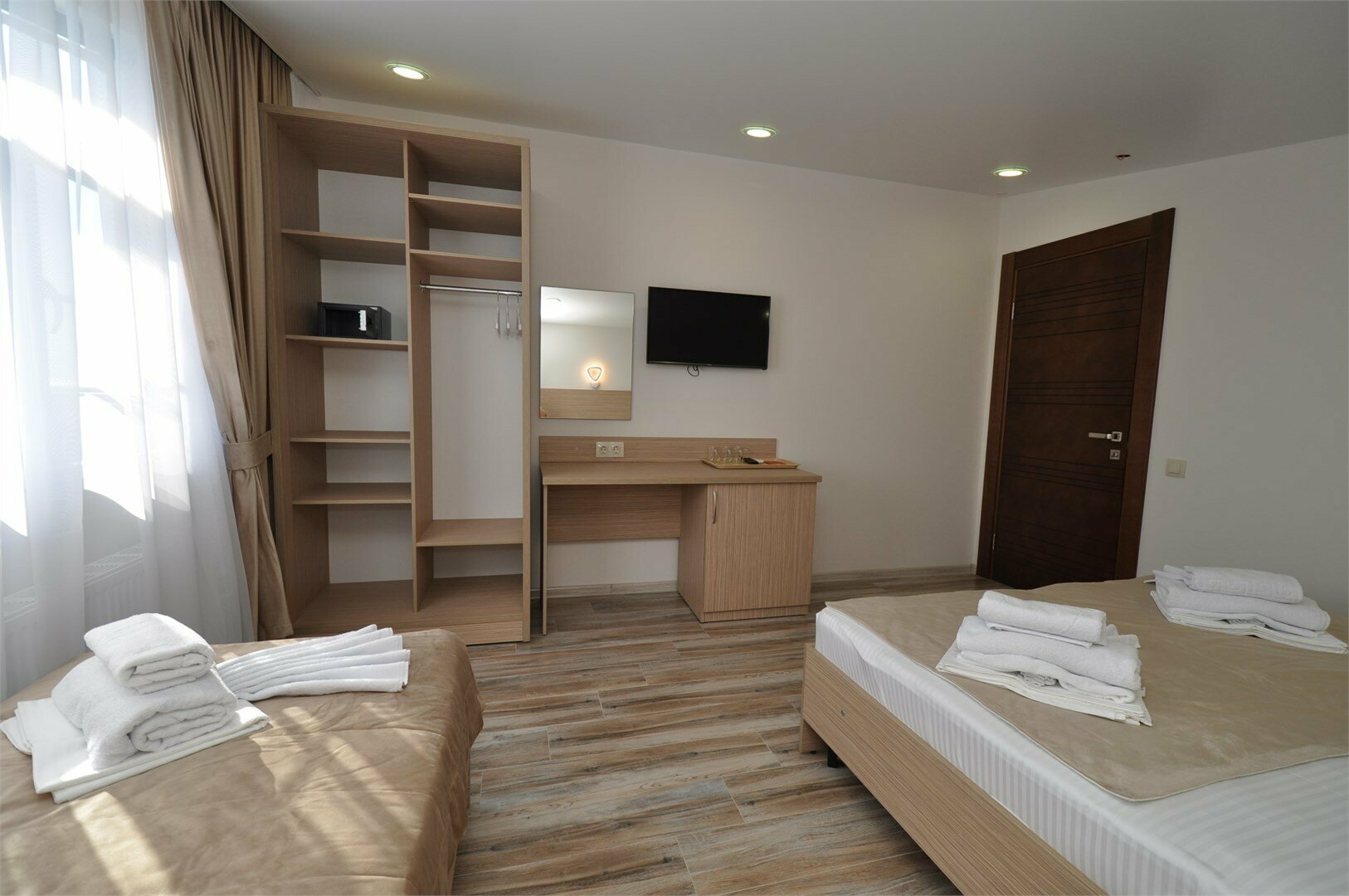 Корпус Андорра Семейный Люкс