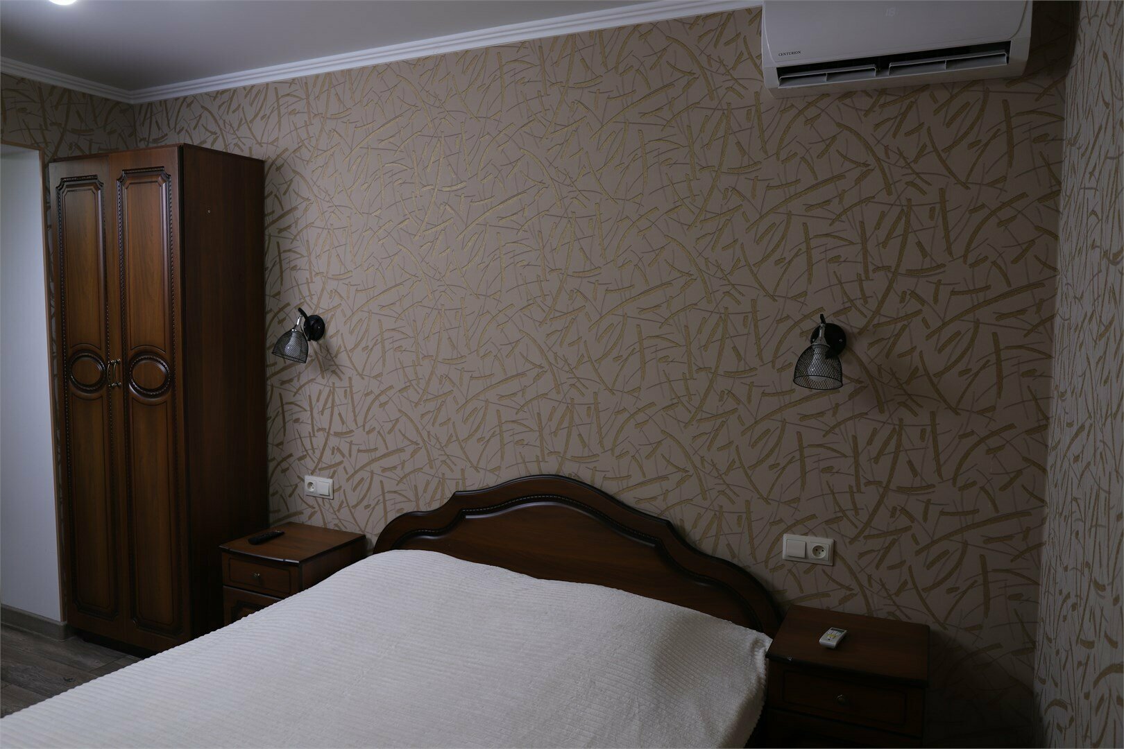 Двухкомнатные апартаменты на первом этаже