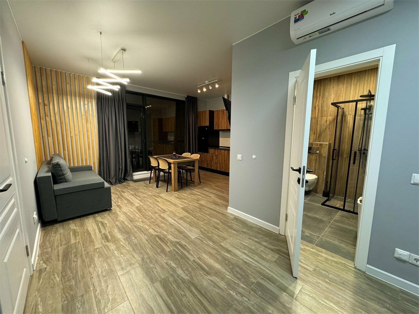 Апартаменты Adventure Park с двумя спальнями 65м.