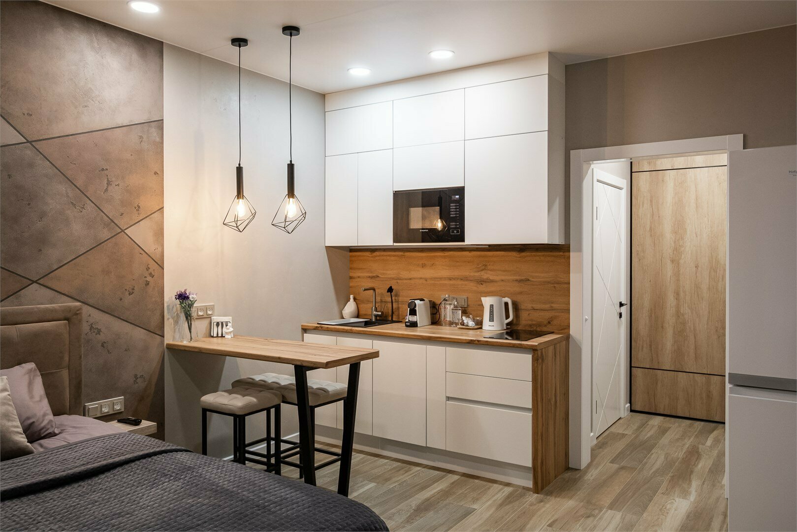 Апартаменты Adventure Geometry 25 м.