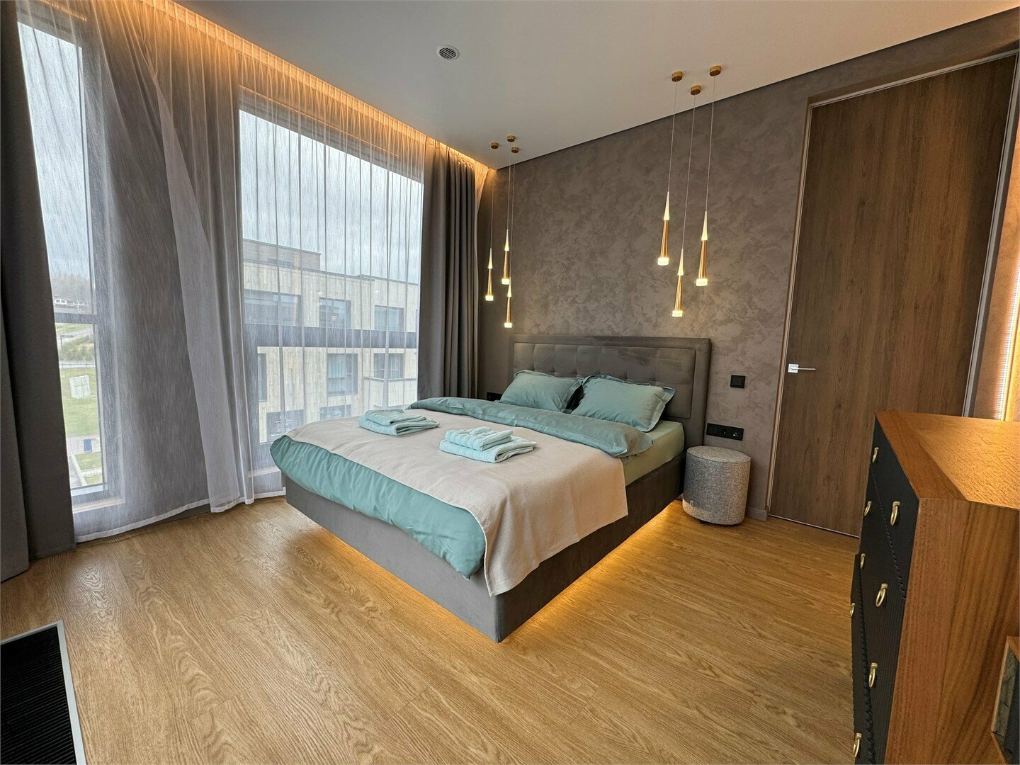 Апартаменты 82 м. Люкс с сауной