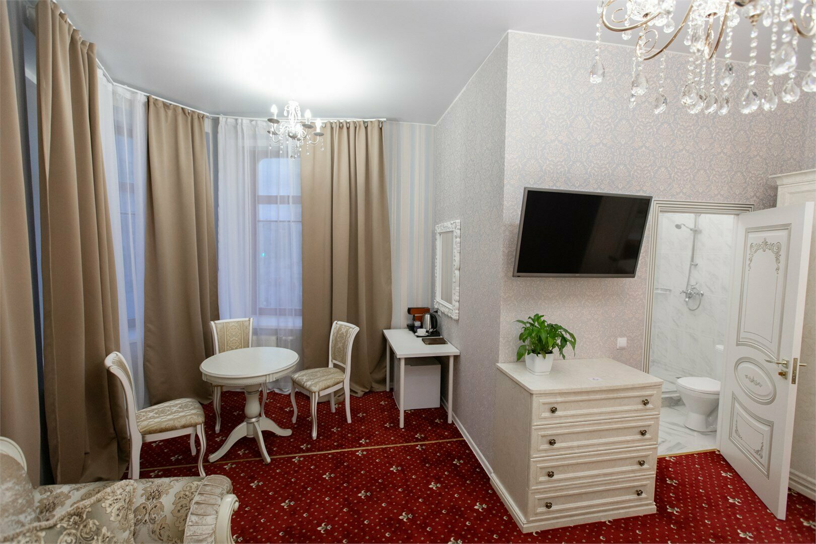 Люкс с кроватью размера «king-size»