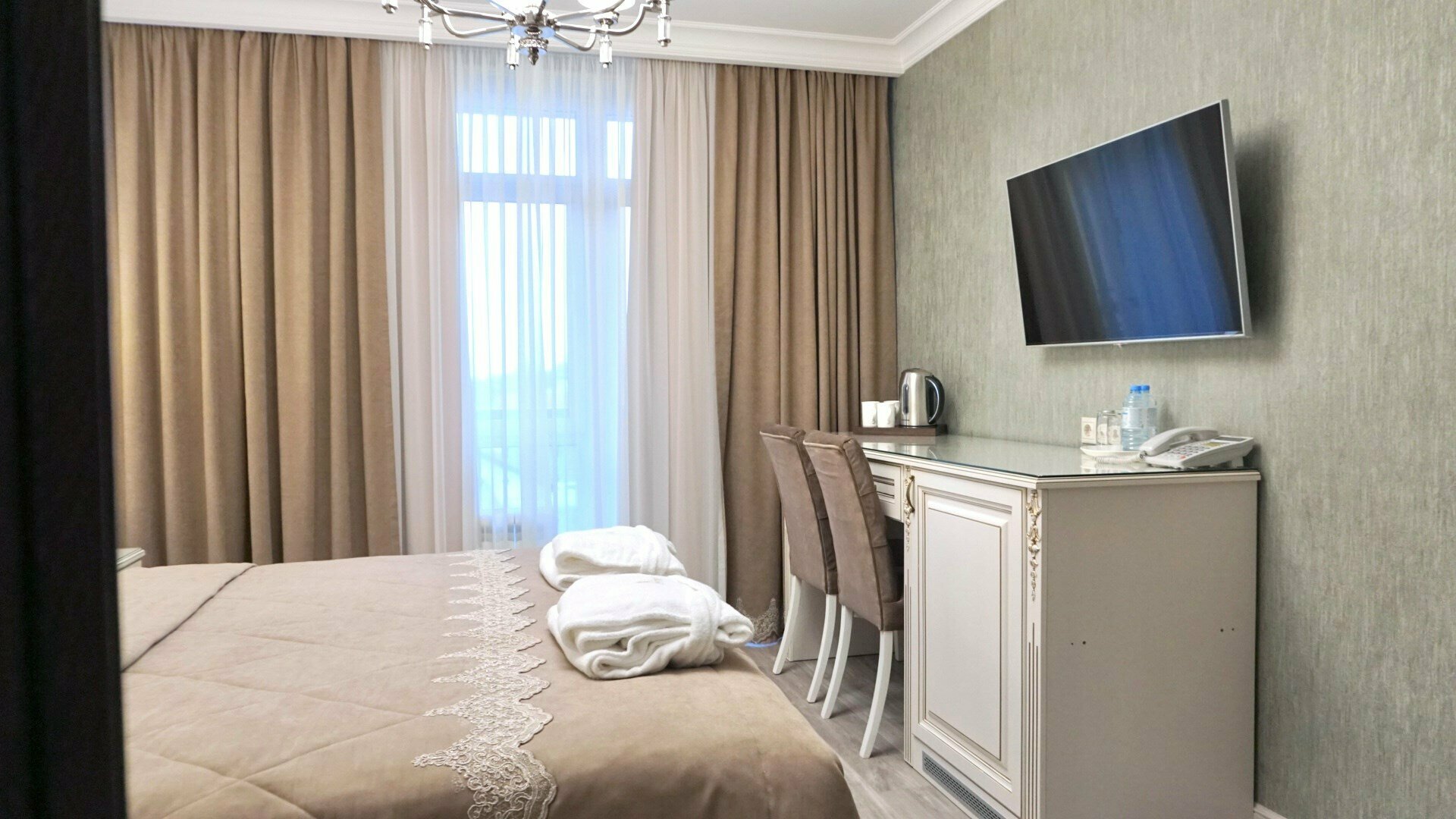 Стандарт с видом на горы