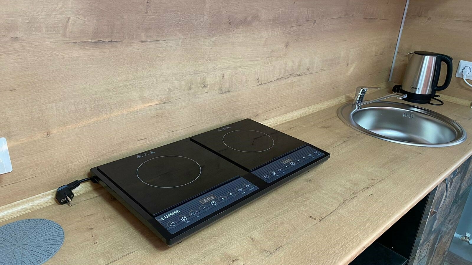 Апартаменты "Лимасол" на ул. Сулимова (3 комнаты)