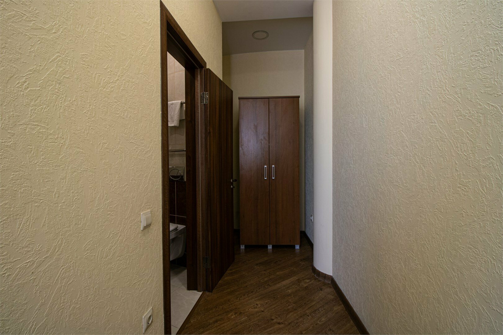 Люкс большой двухкомнатный 45кв.м. "1й КОРПУС" Вокзальная